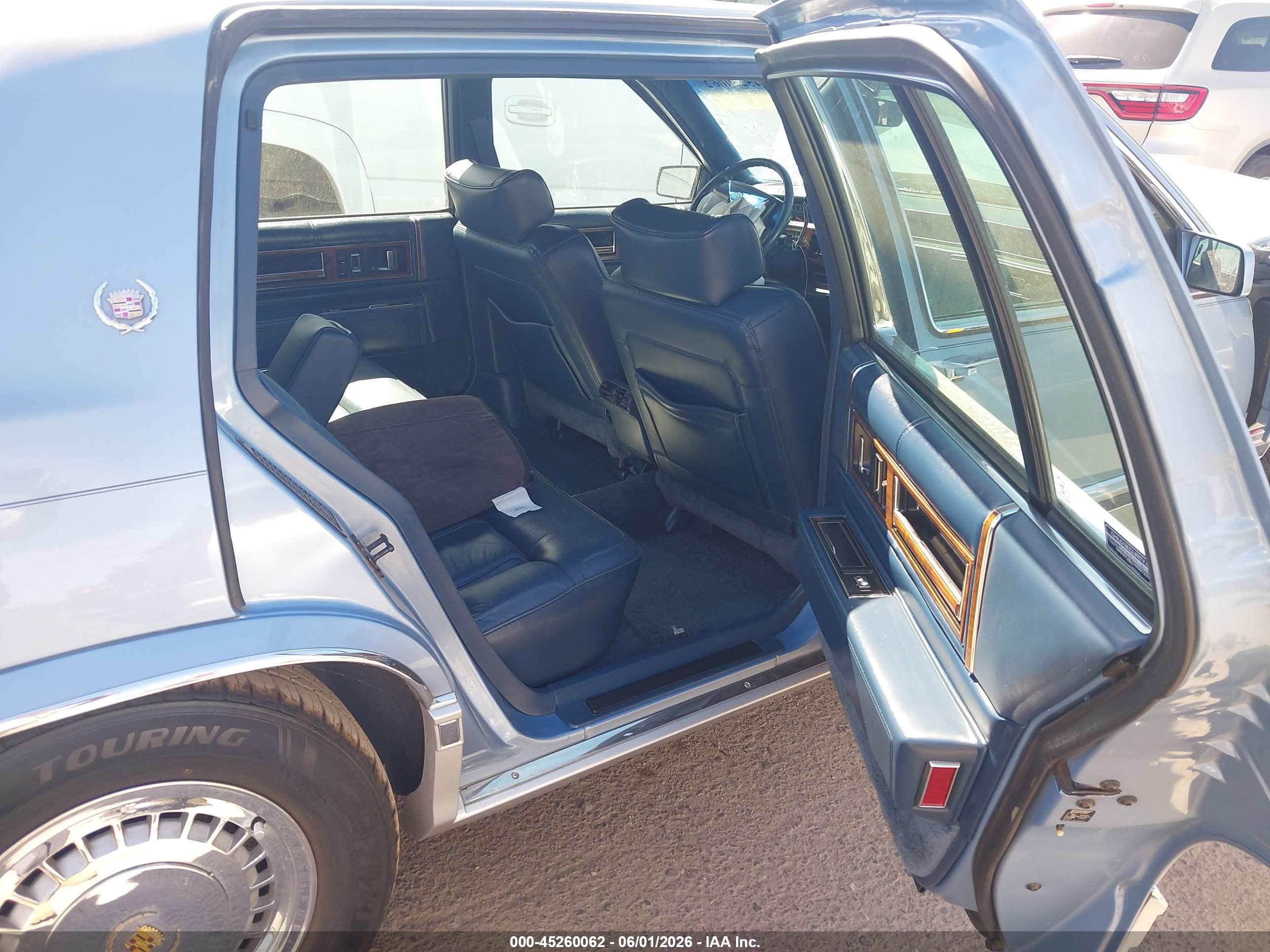 1991 Cadillac Deville   Синий vin: 1G6CD53B1M4341288