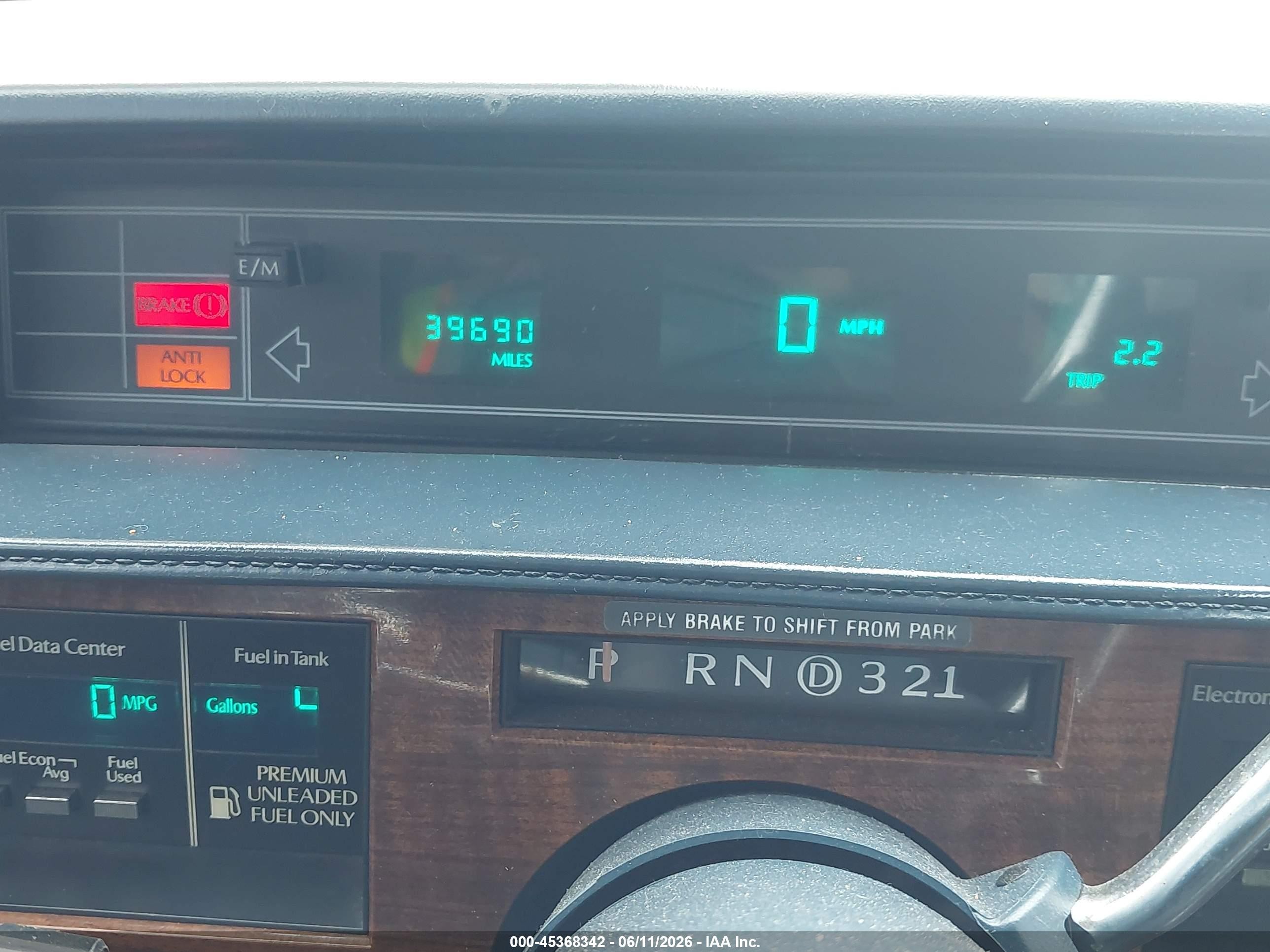 1993 Cadillac Deville   White vin: 1G6CD53B2P4287343
