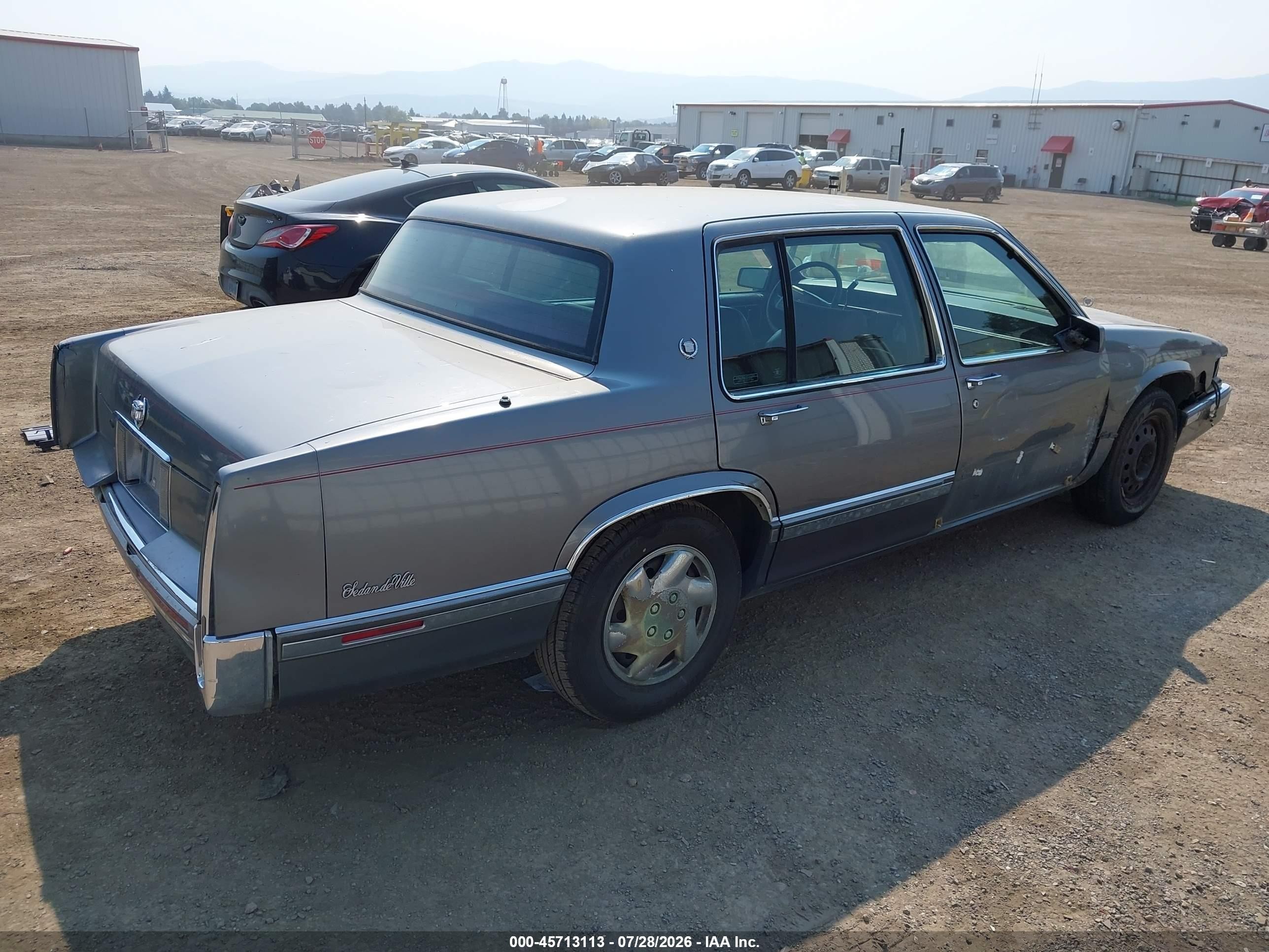 1993 Cadillac Deville   Gray vin: 1G6CD53B7P4235948