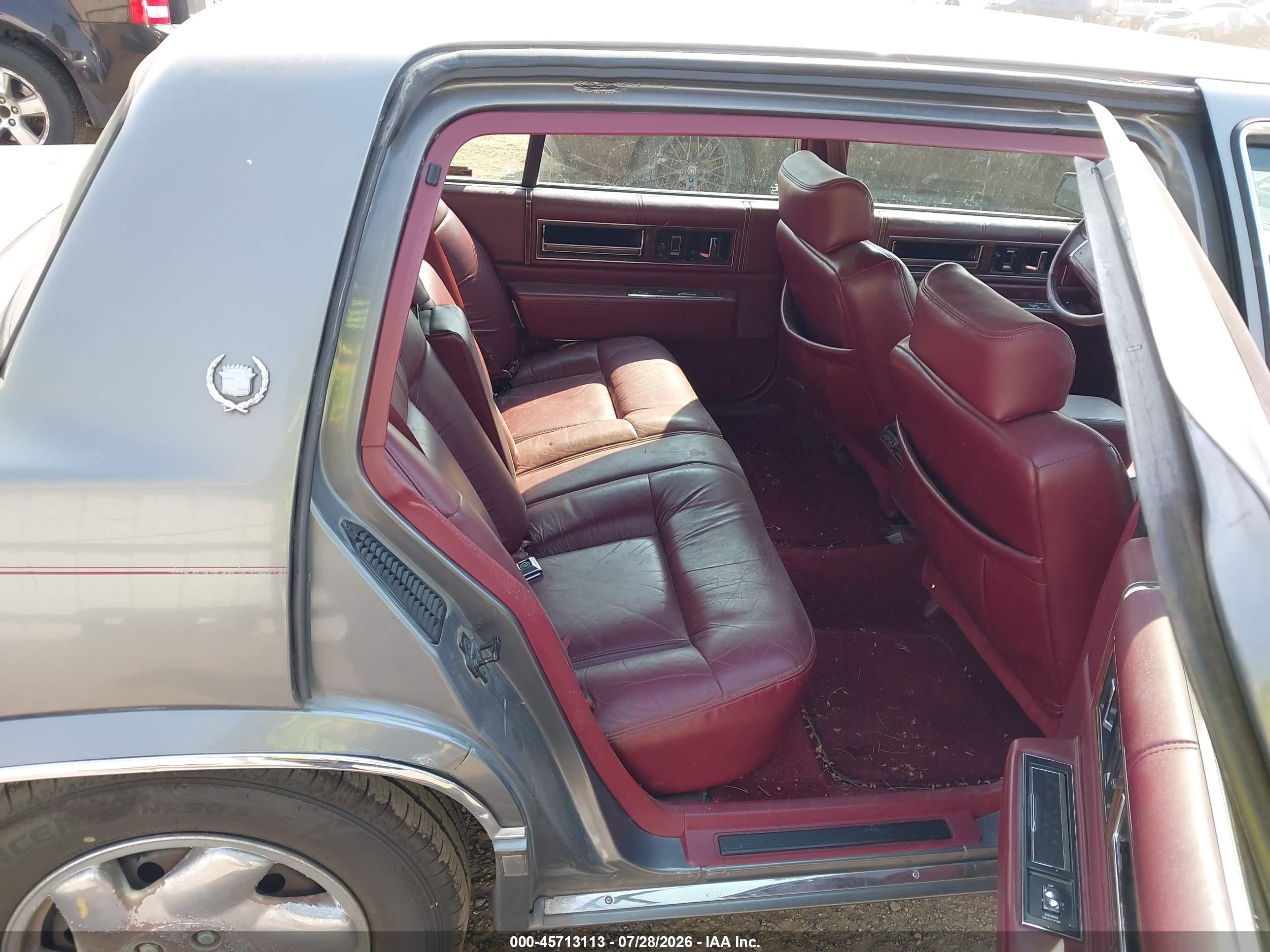 1993 Cadillac Deville   Gray vin: 1G6CD53B7P4235948