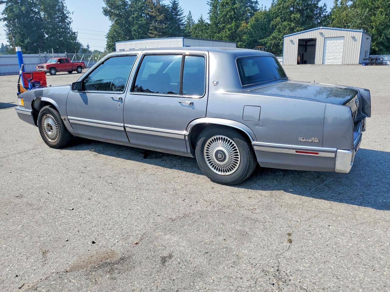 1993 Cadillac Deville Gray vin: 1G6CD53B7P4329960