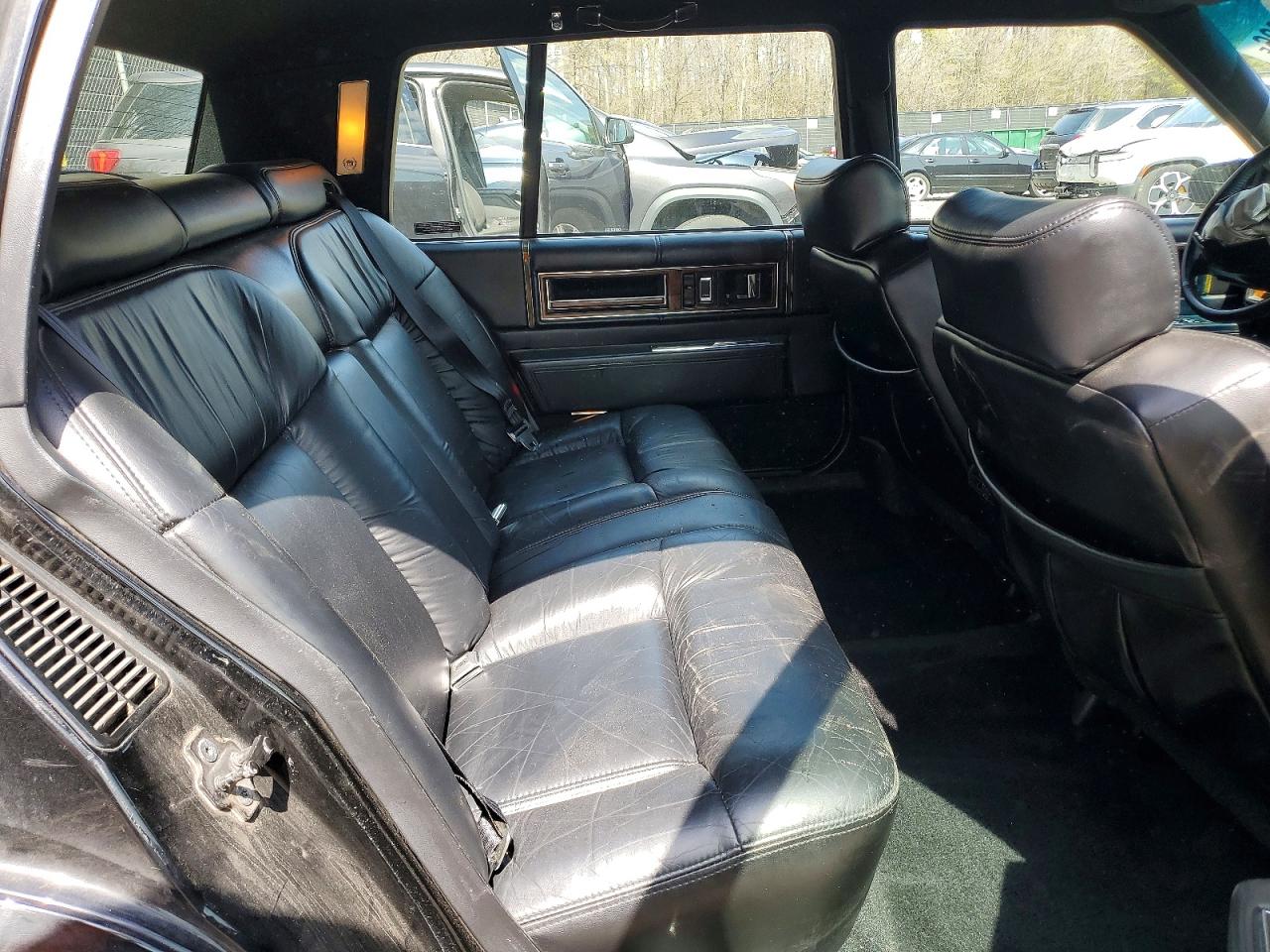 1993 Cadillac Deville Черный vin: 1G6CD53B8P4253293