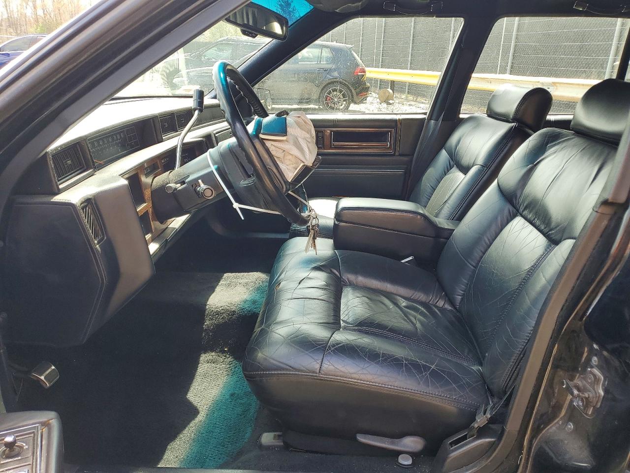 1993 Cadillac Deville Черный vin: 1G6CD53B8P4253293