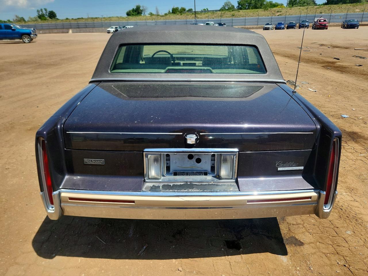 1992 Cadillac Deville Black vin: 1G6CD53B9N4226973