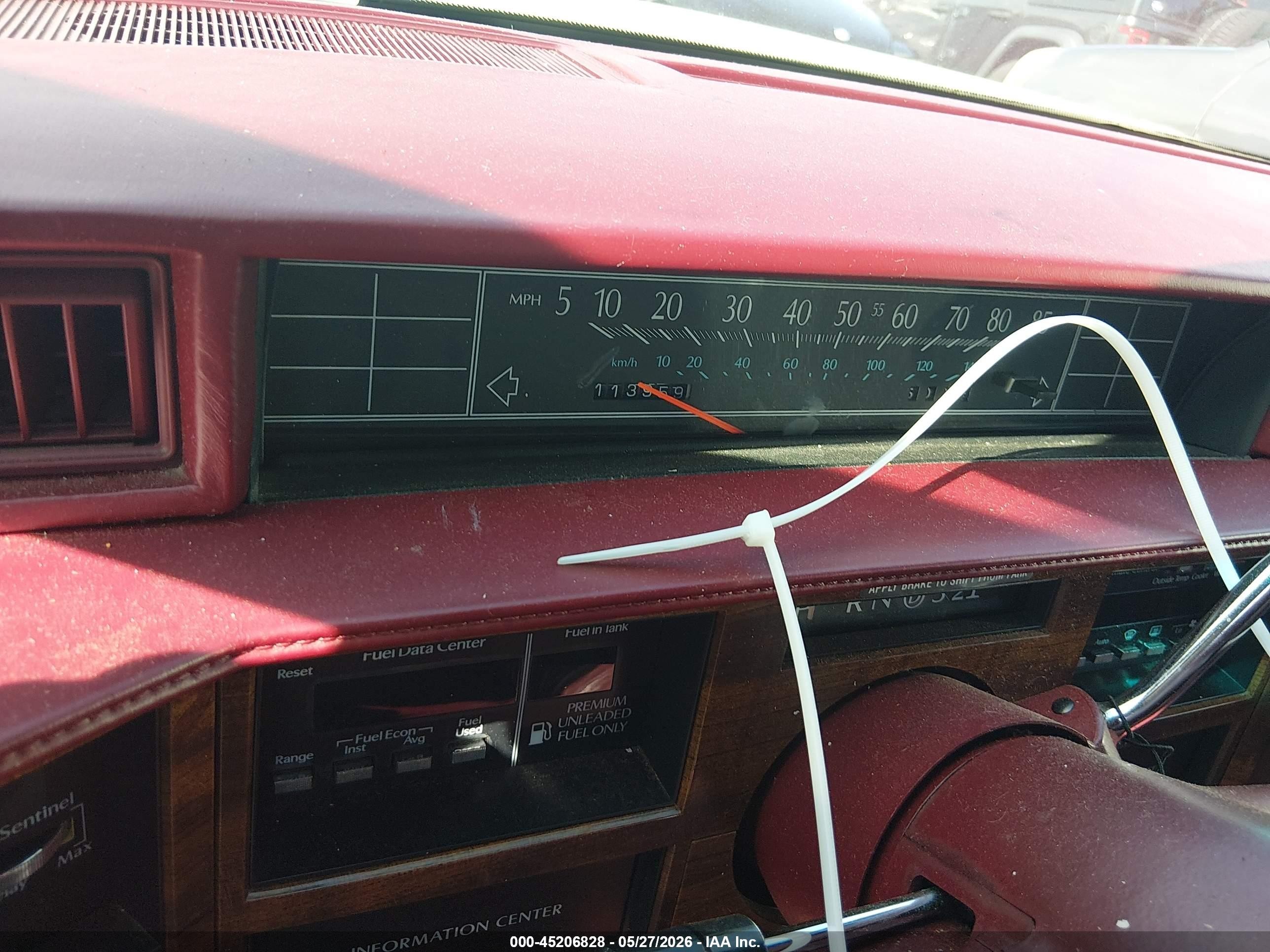 1992 Cadillac Deville   White vin: 1G6CD53B9N4315202
