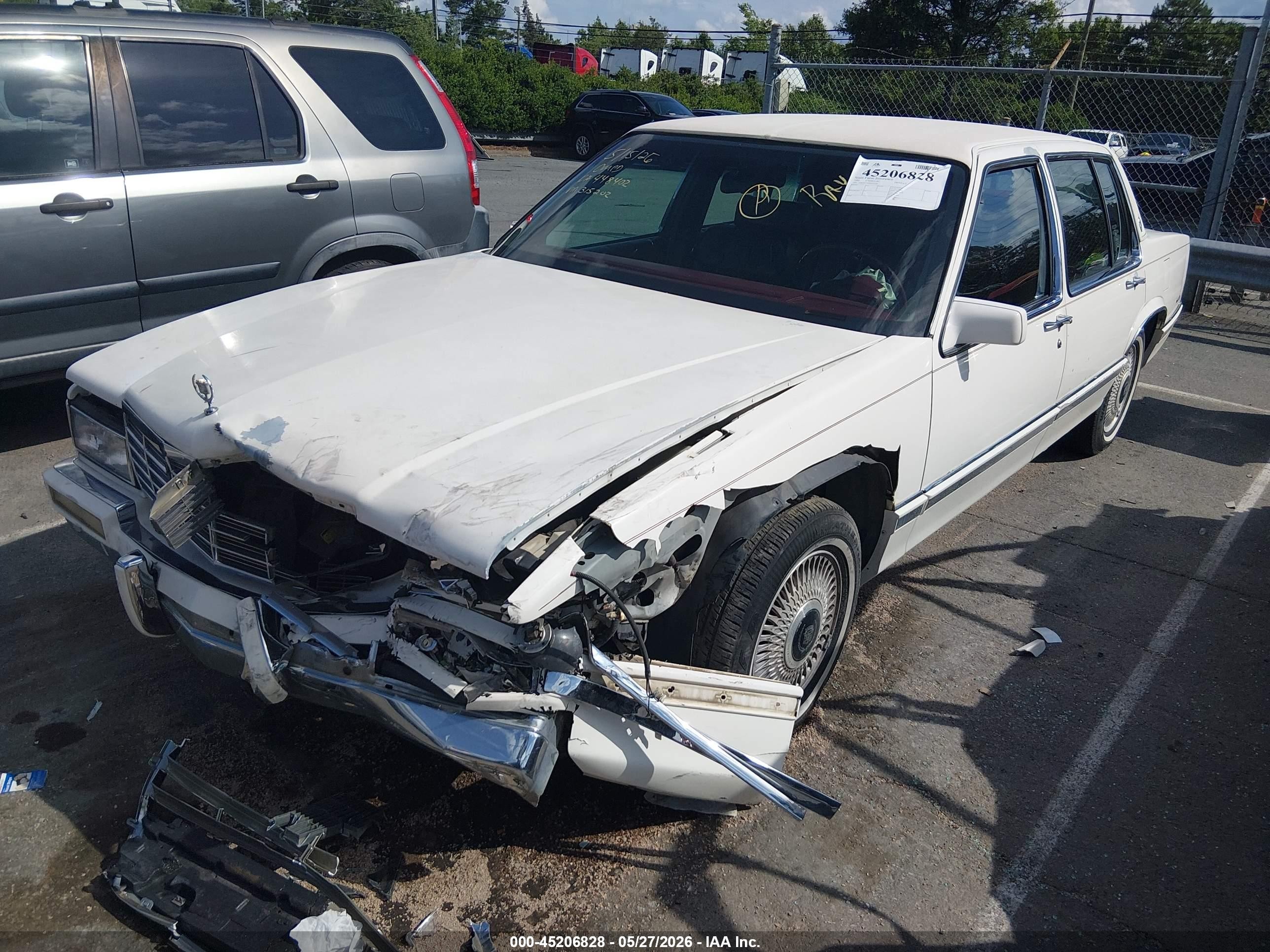 1992 Cadillac Deville   White vin: 1G6CD53B9N4315202