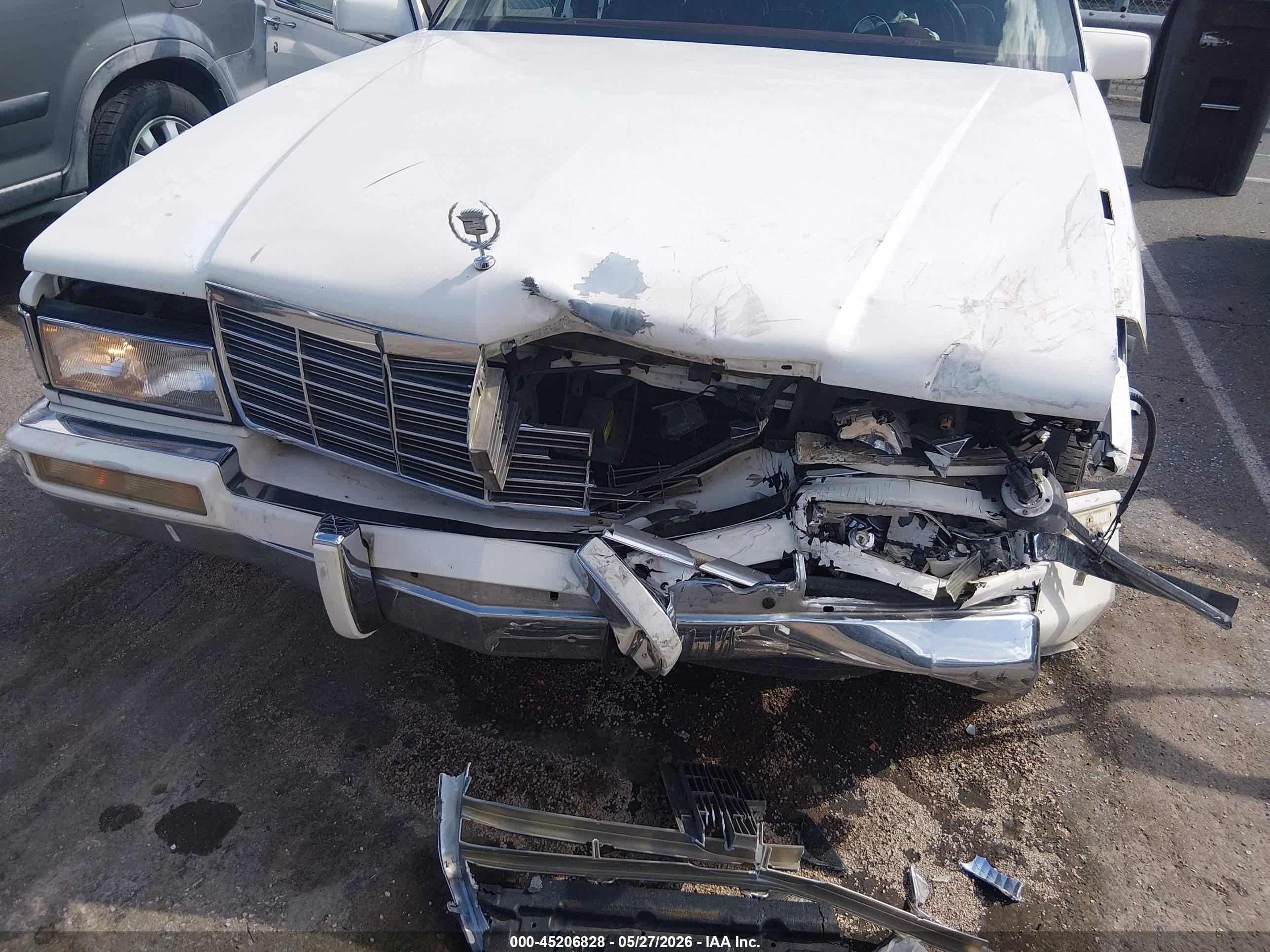 1992 Cadillac Deville   White vin: 1G6CD53B9N4315202