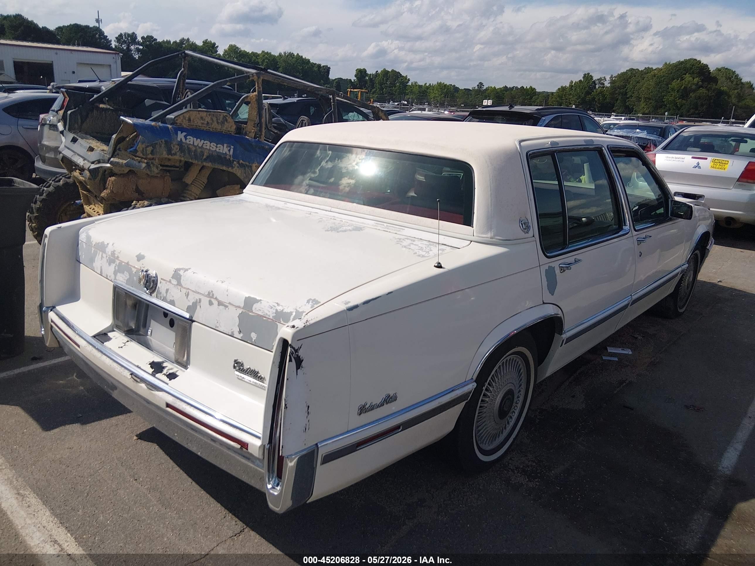 1992 Cadillac Deville   White vin: 1G6CD53B9N4315202