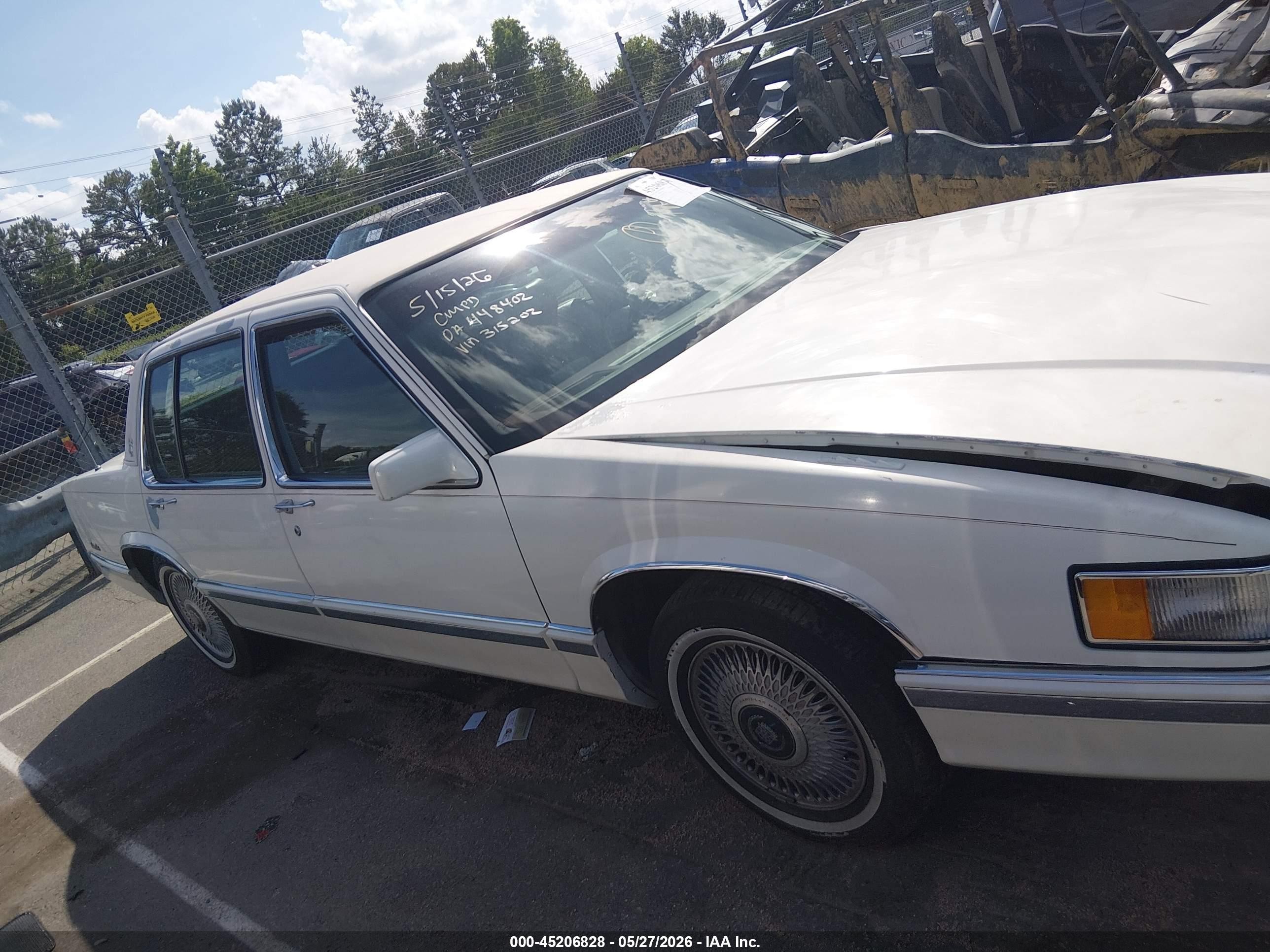 1992 Cadillac Deville   White vin: 1G6CD53B9N4315202