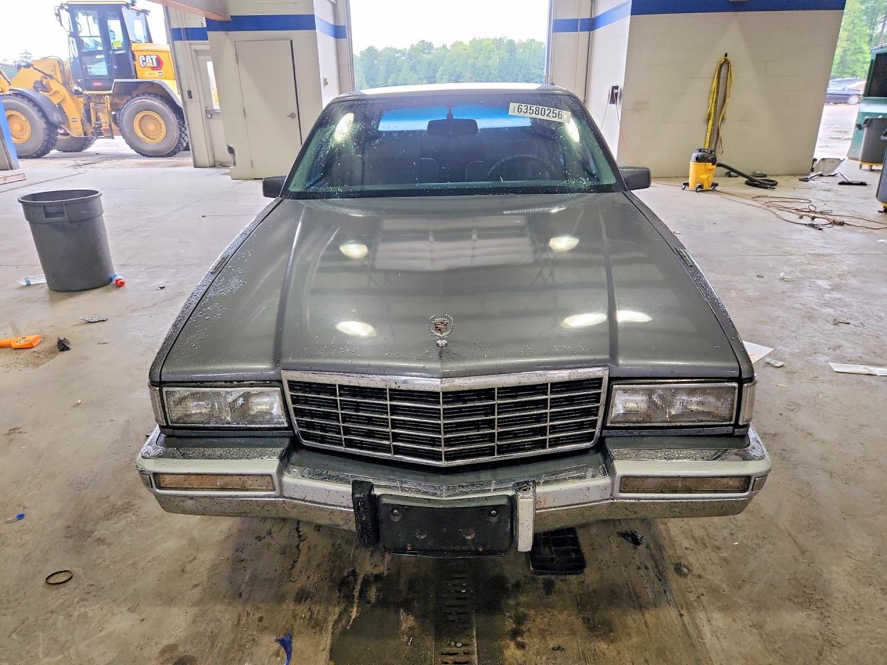 1993 Cadillac Deville Серый vin: 1G6CD53BXP4209523