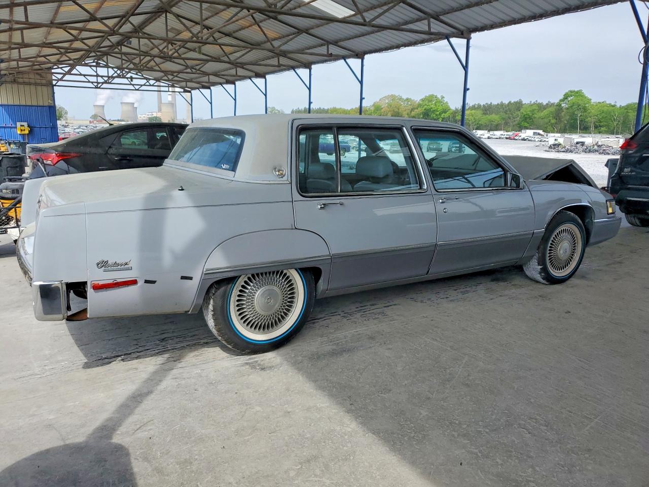 1990 Cadillac Fleetwood 60 Special Gray vin: 1G6CS5332L4248387