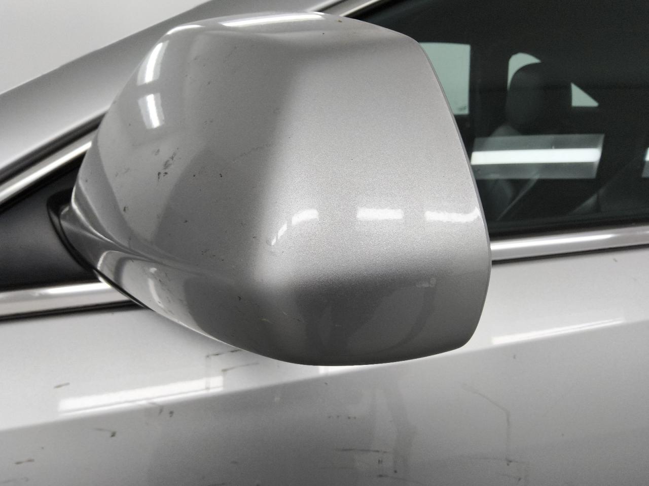 2014 Cadillac Cts Silver vin: 1G6DA1E31E0108354 Damage: Left Mirror, Chipped, 4
