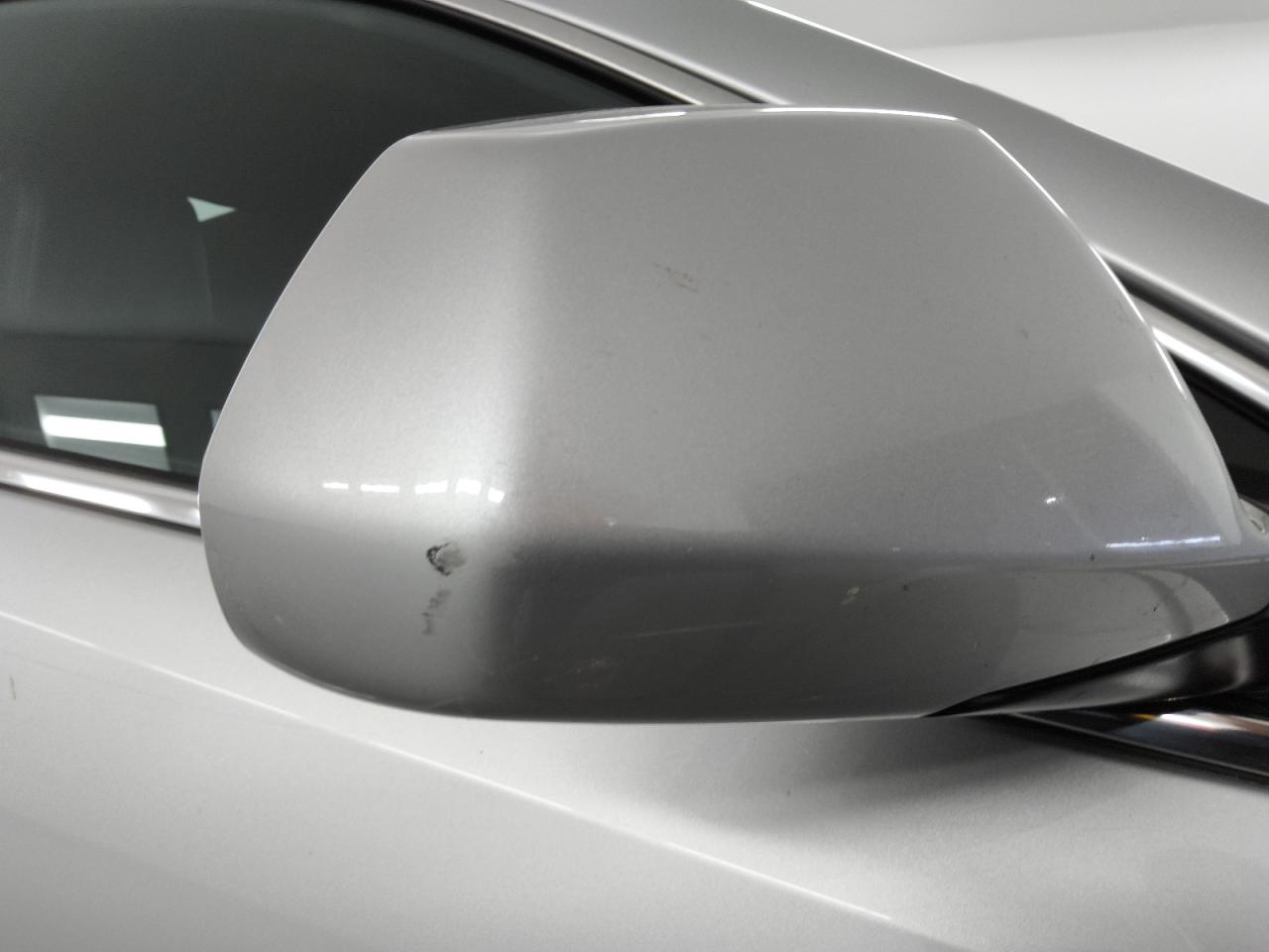 2014 Cadillac Cts Silver vin: 1G6DA1E31E0108354 Damage: Right Mirror, Chipped, 3