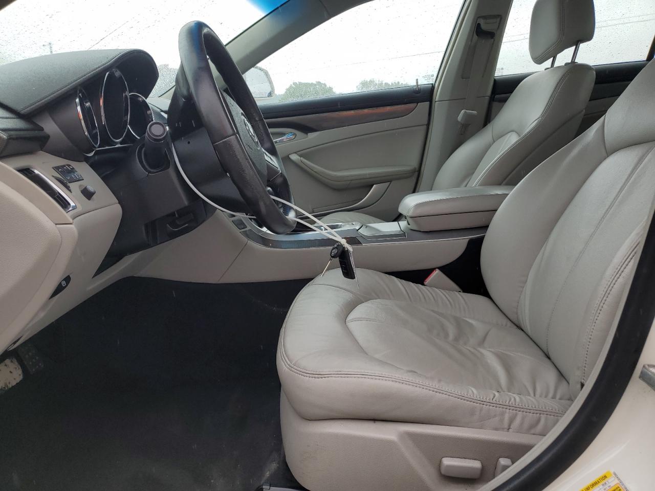 2012 Cadillac Cts White vin: 1G6DA5E52C0128425