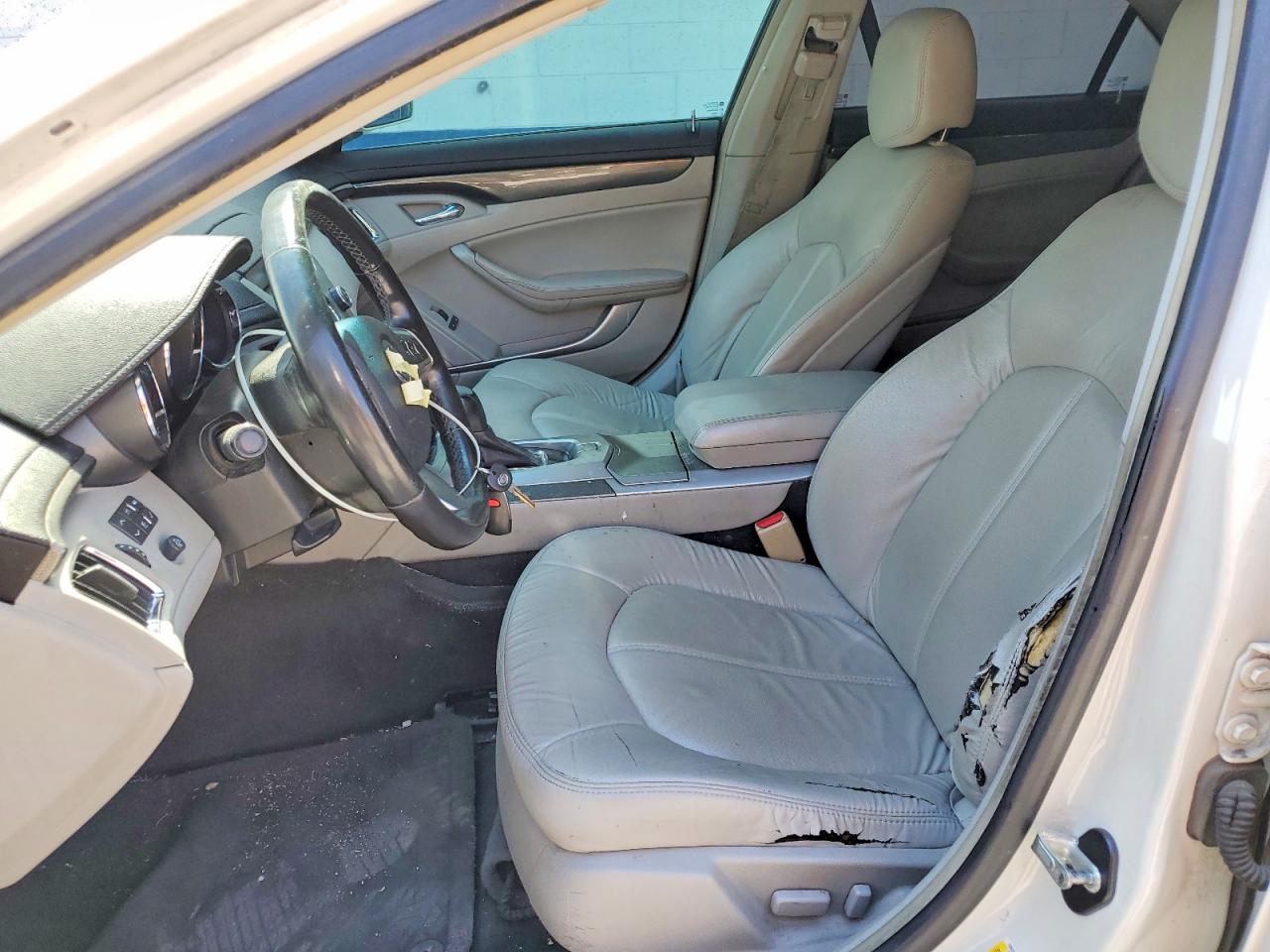 2012 Cadillac Cts Белый vin: 1G6DA5E56C0115984