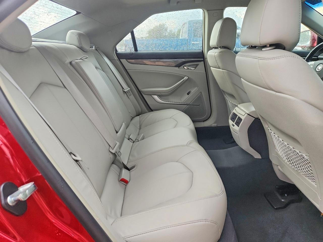 2012 Cadillac Cts Red vin: 1G6DA5E5XC0130620