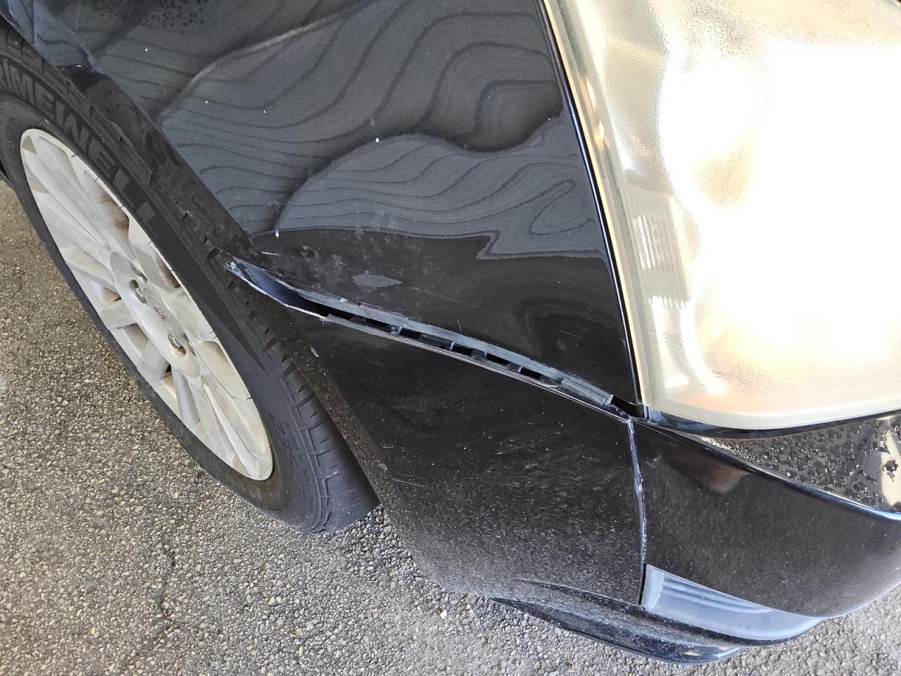 2010 Cadillac Cts Black vin: 1G6DA5EG0A0111928 Damage: Front Bumper, Broken, Replacement Required