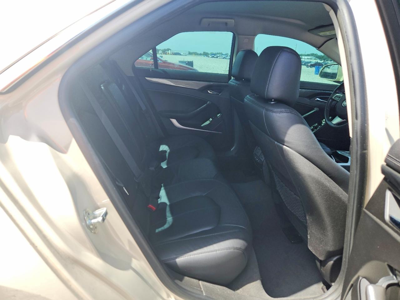 2011 Cadillac Cts Кремовый vin: 1G6DA5EY0B0117626