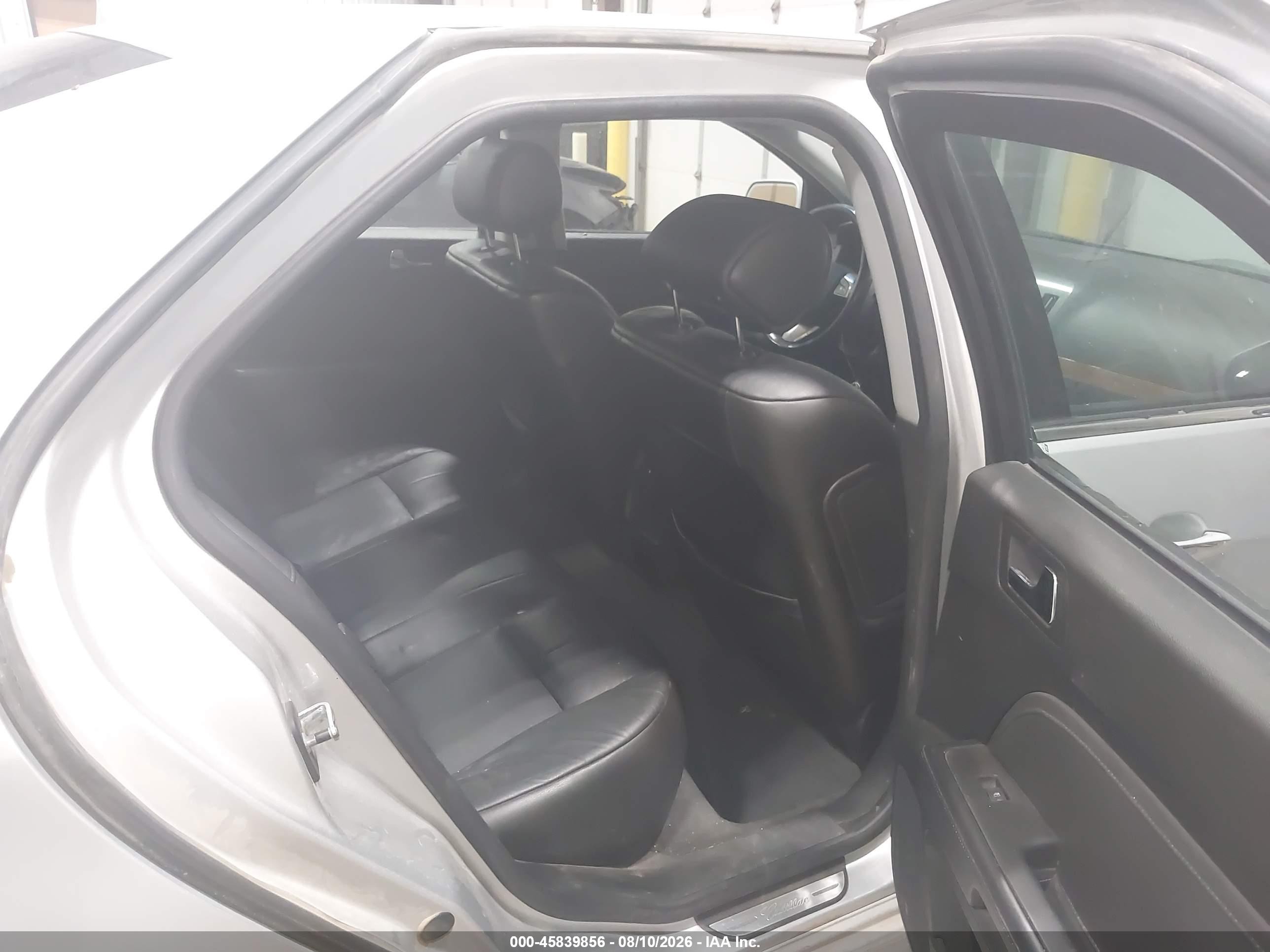 2009 Cadillac Sts Awd W/1sa Silver vin: 1G6DA67V490129717