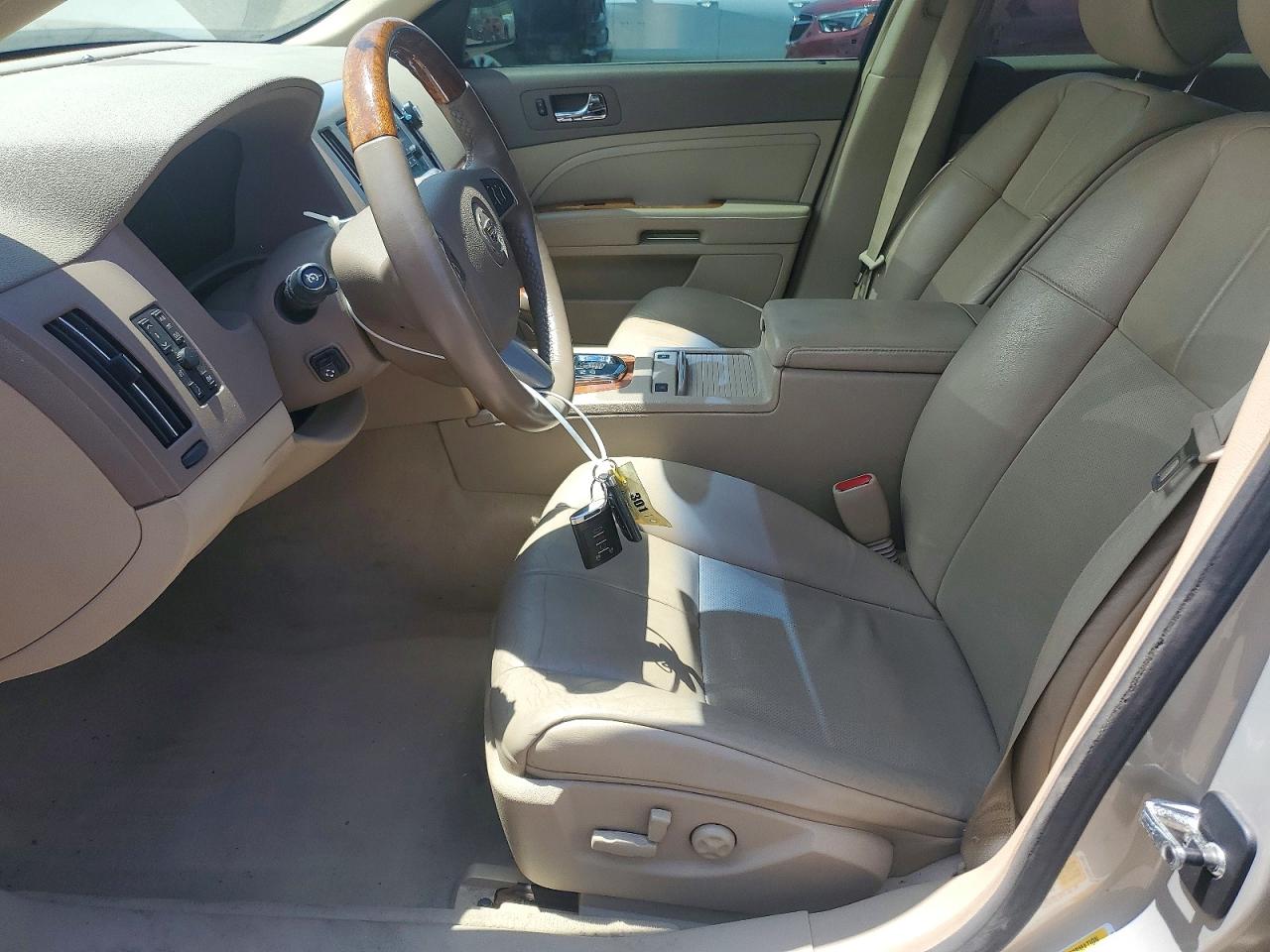 2008 Cadillac Sts Beige vin: 1G6DA67V980210484