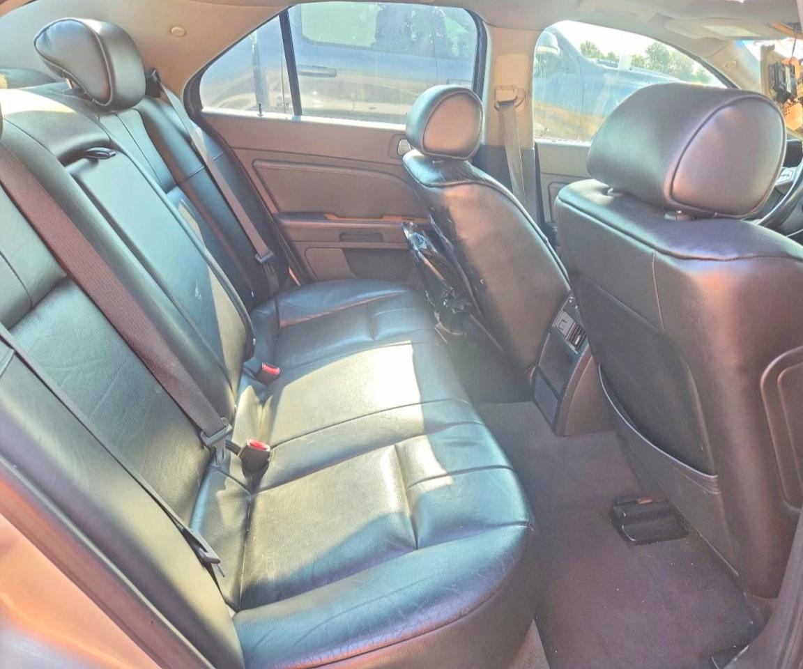 2008 Cadillac Sts Silver vin: 1G6DA67VX80174143