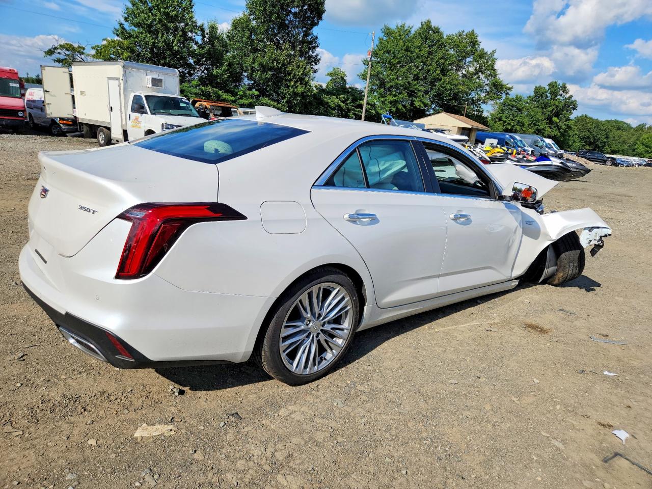 2025 Cadillac Ct4 Premium Luxury White vin: 1G6DB5RK0S0115877