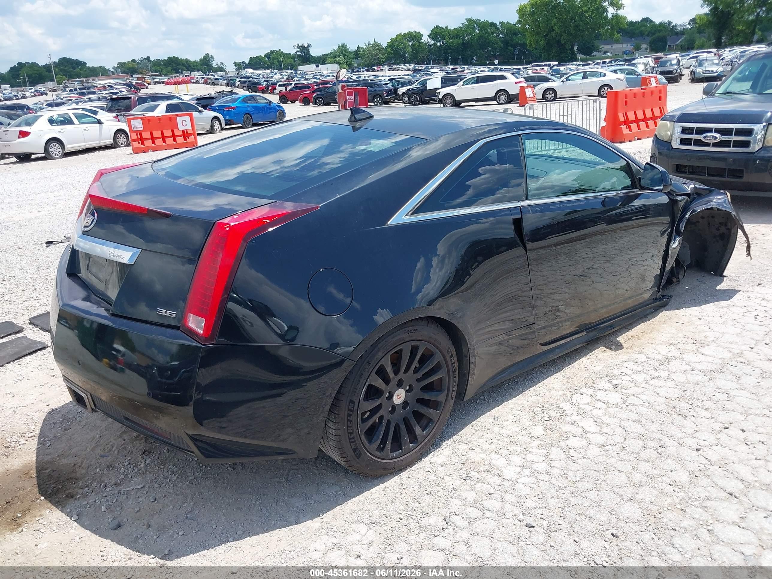 2013 Cadillac Cts Standard Черный vin: 1G6DC1E34D0109281
