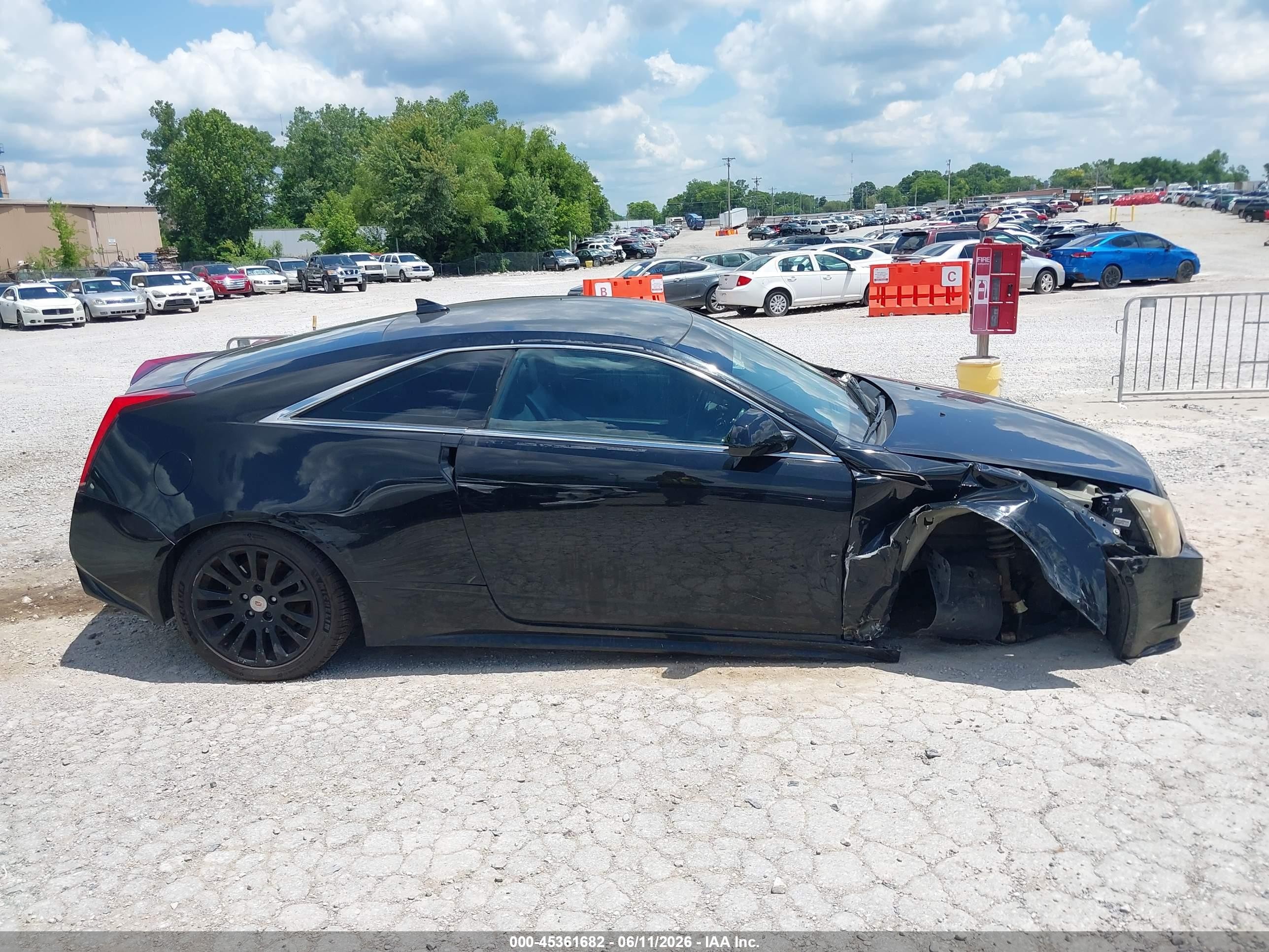 2013 Cadillac Cts Standard Черный vin: 1G6DC1E34D0109281