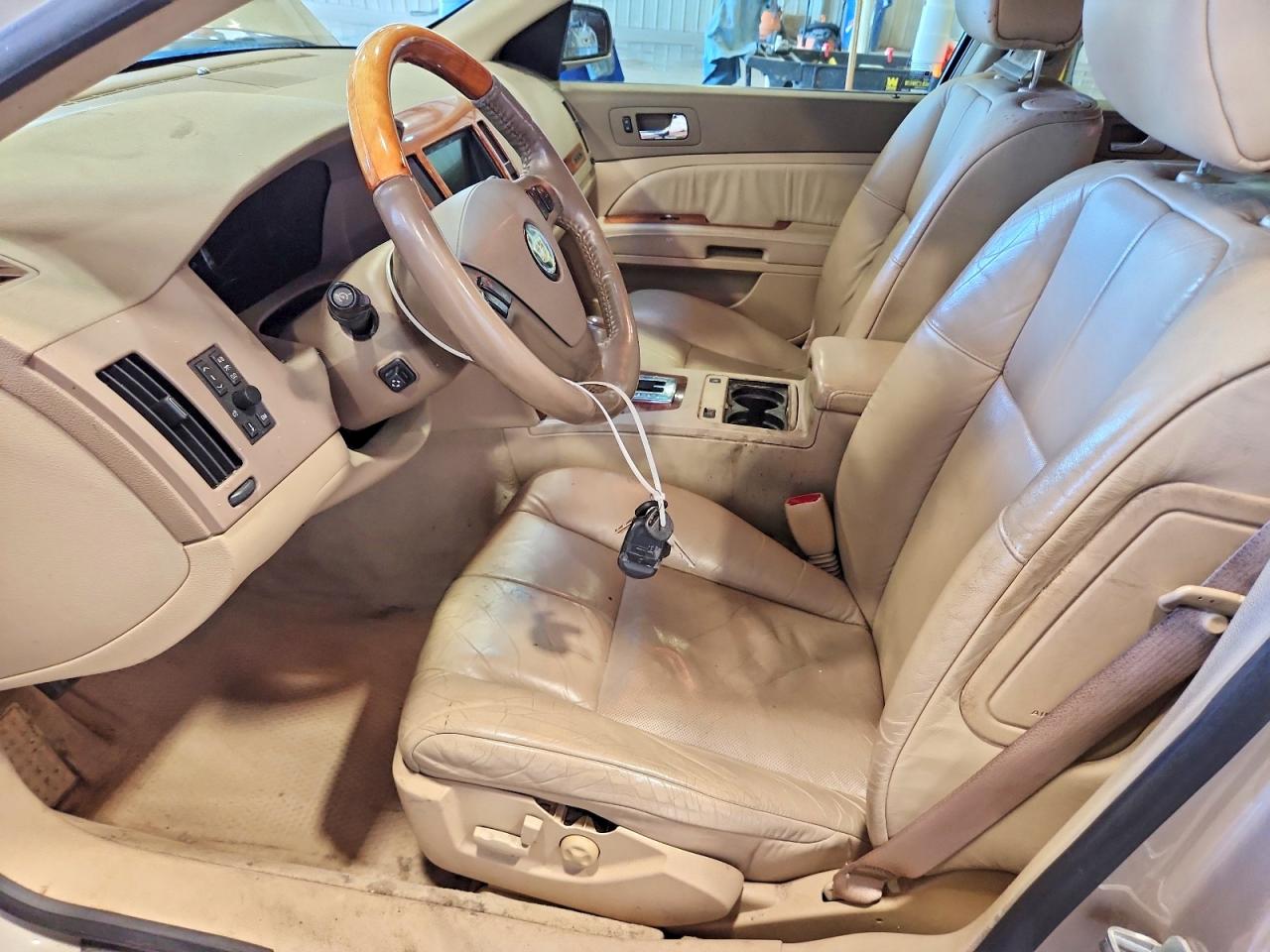 2006 Cadillac Sts Beige vin: 1G6DC67A360118307