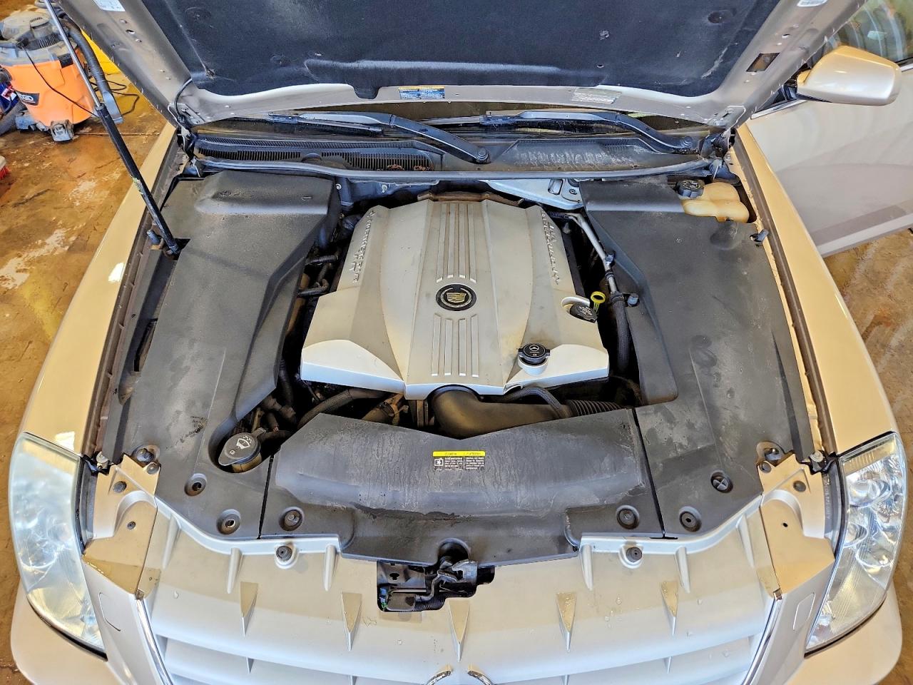 2006 Cadillac Sts Beige vin: 1G6DC67A360118307