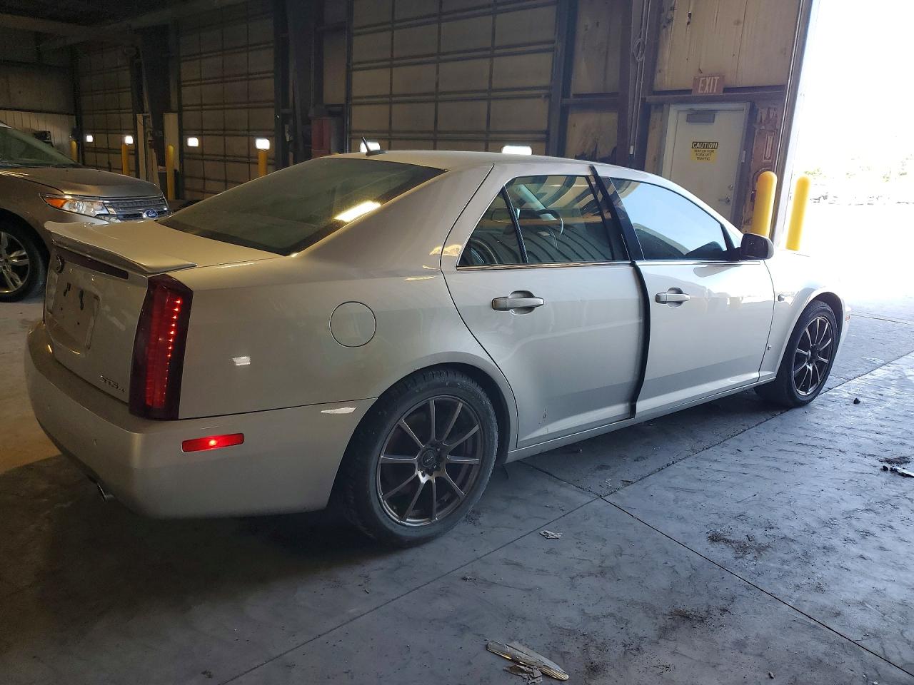 2006 Cadillac Sts Silver vin: 1G6DC67A560137456