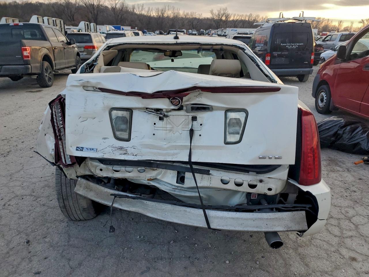 2007 Cadillac Sts White vin: 1G6DC67A770163817