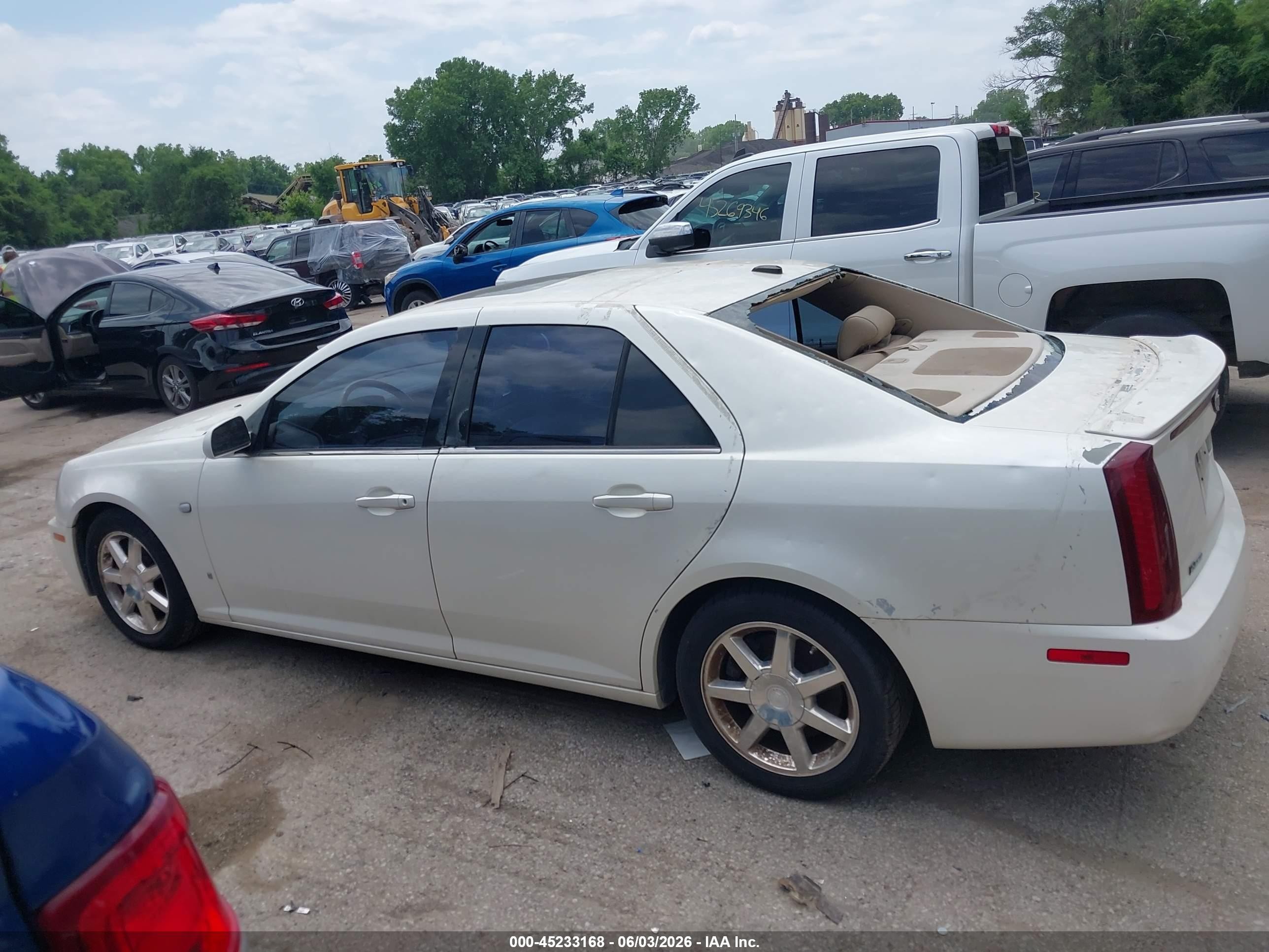 2006 Cadillac Sts V8 White vin: 1G6DC67A860100644