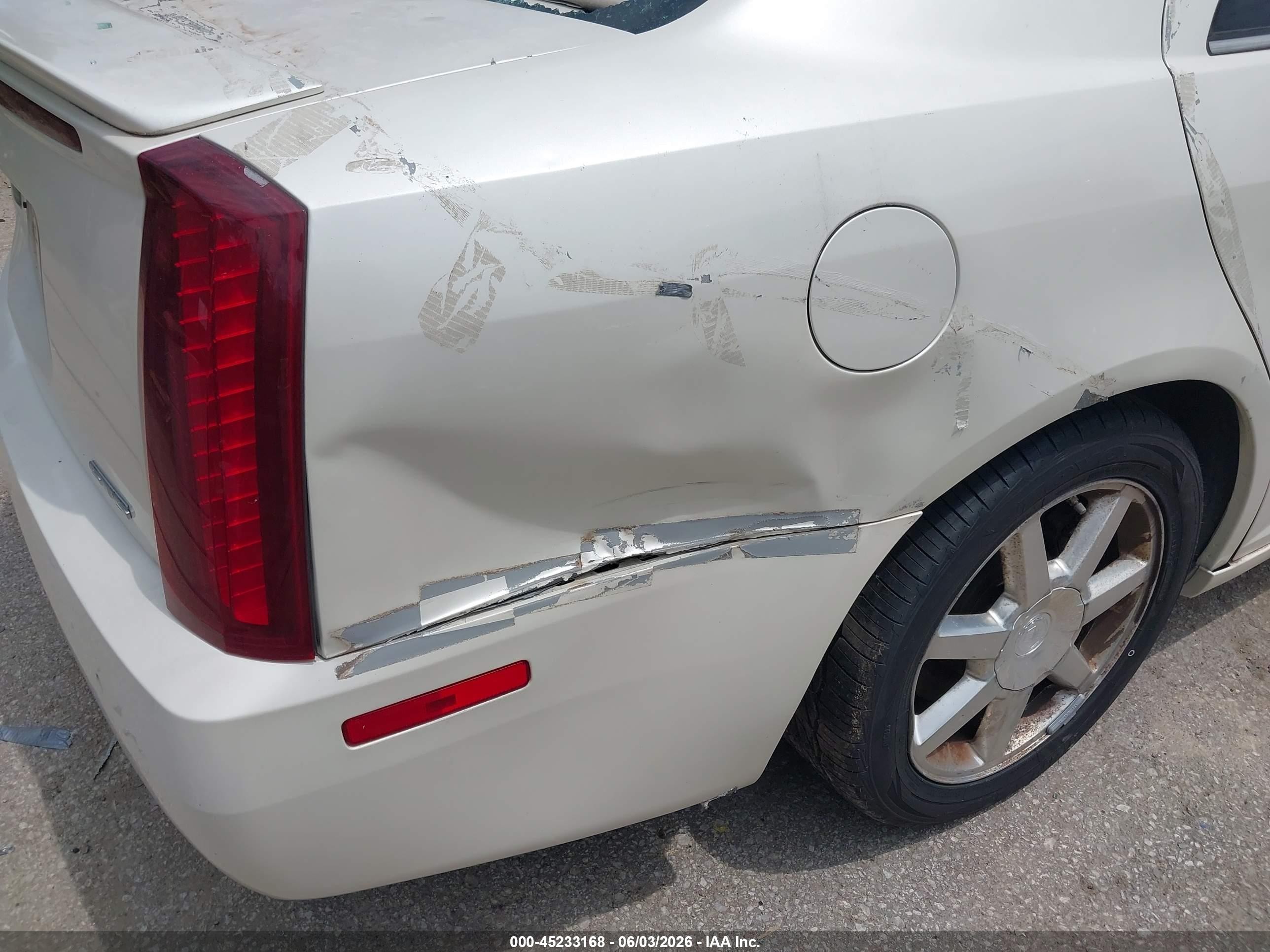 2006 Cadillac Sts V8 White vin: 1G6DC67A860100644