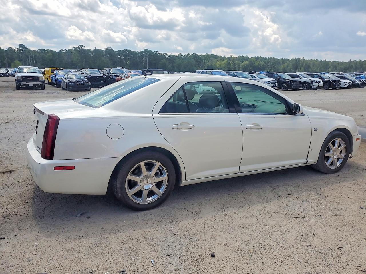 2007 Cadillac Sts Cream vin: 1G6DC67A870185289