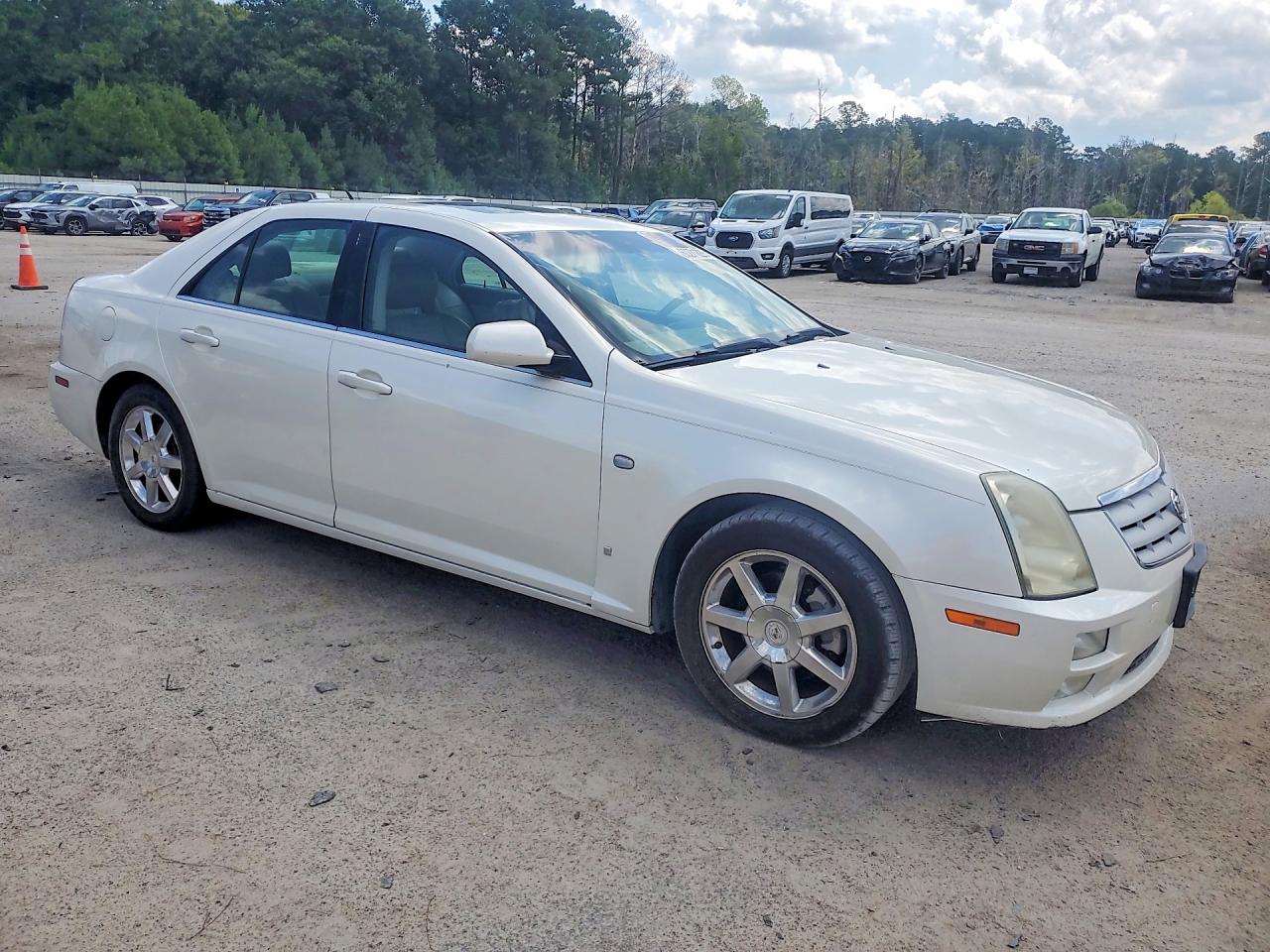 2007 Cadillac Sts Cream vin: 1G6DC67A870185289