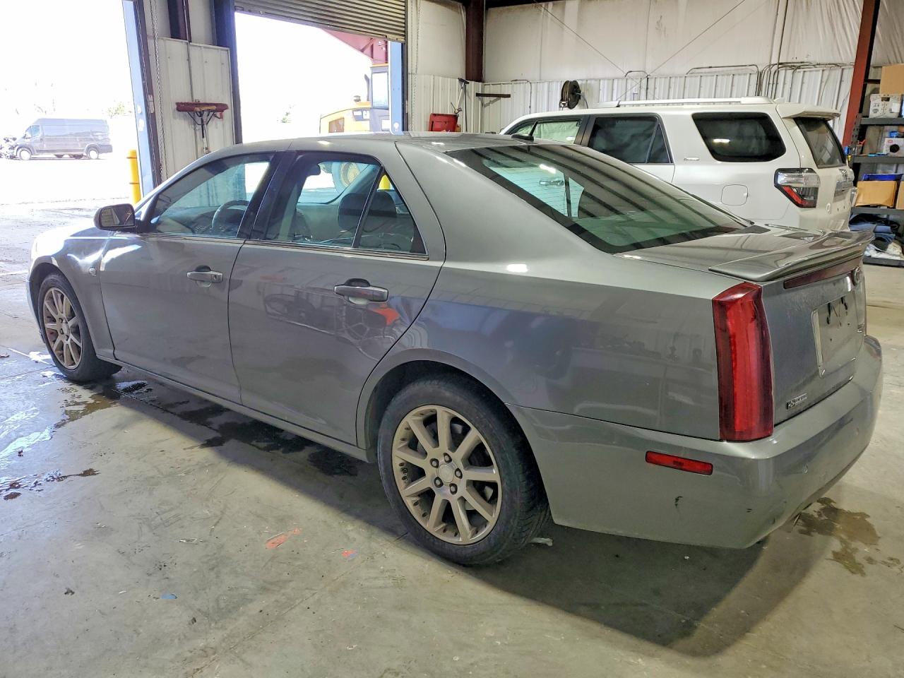 2005 Cadillac Sts Charcoal vin: 1G6DC67A950210780