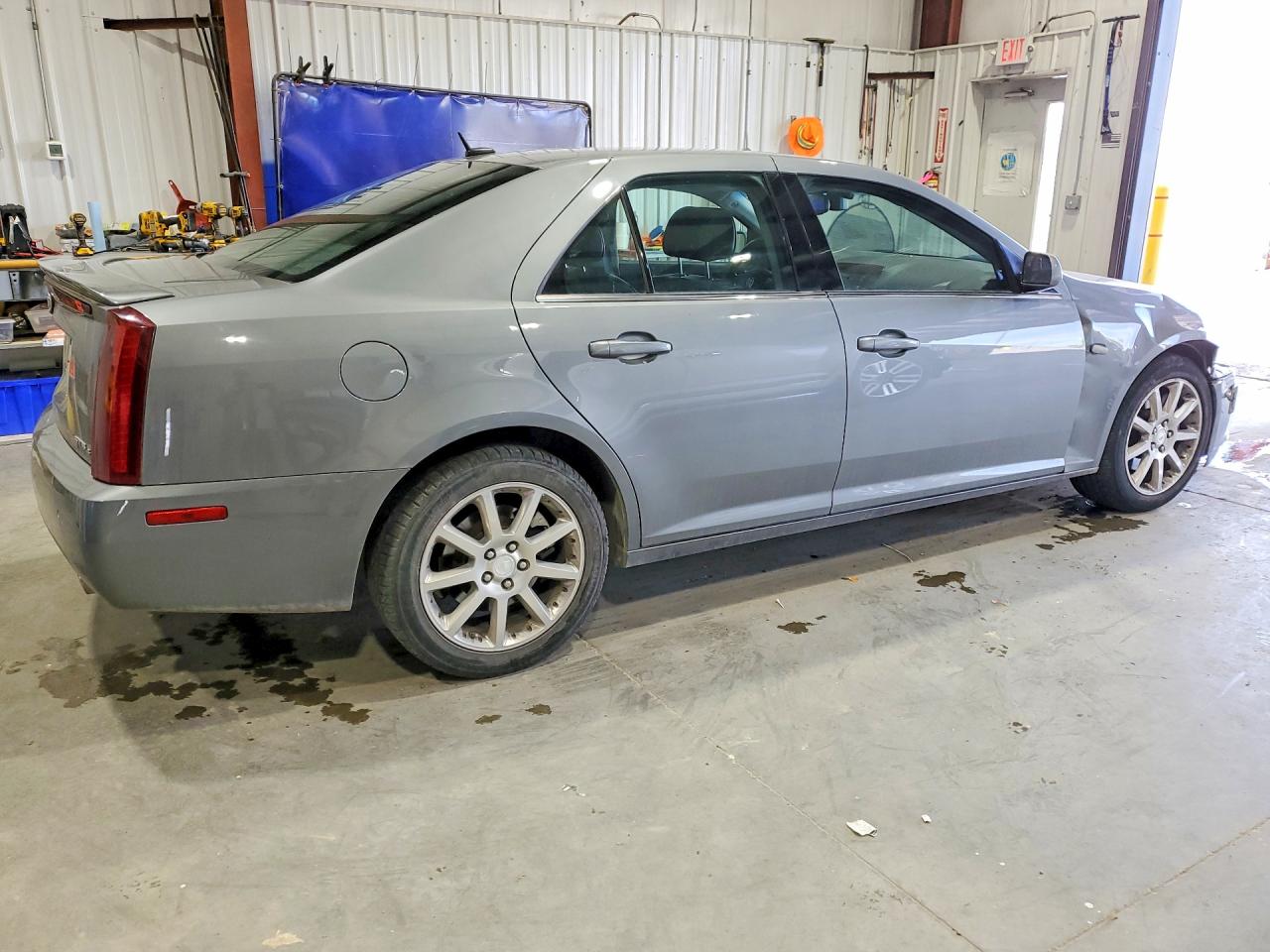 2005 Cadillac Sts Charcoal vin: 1G6DC67A950210780