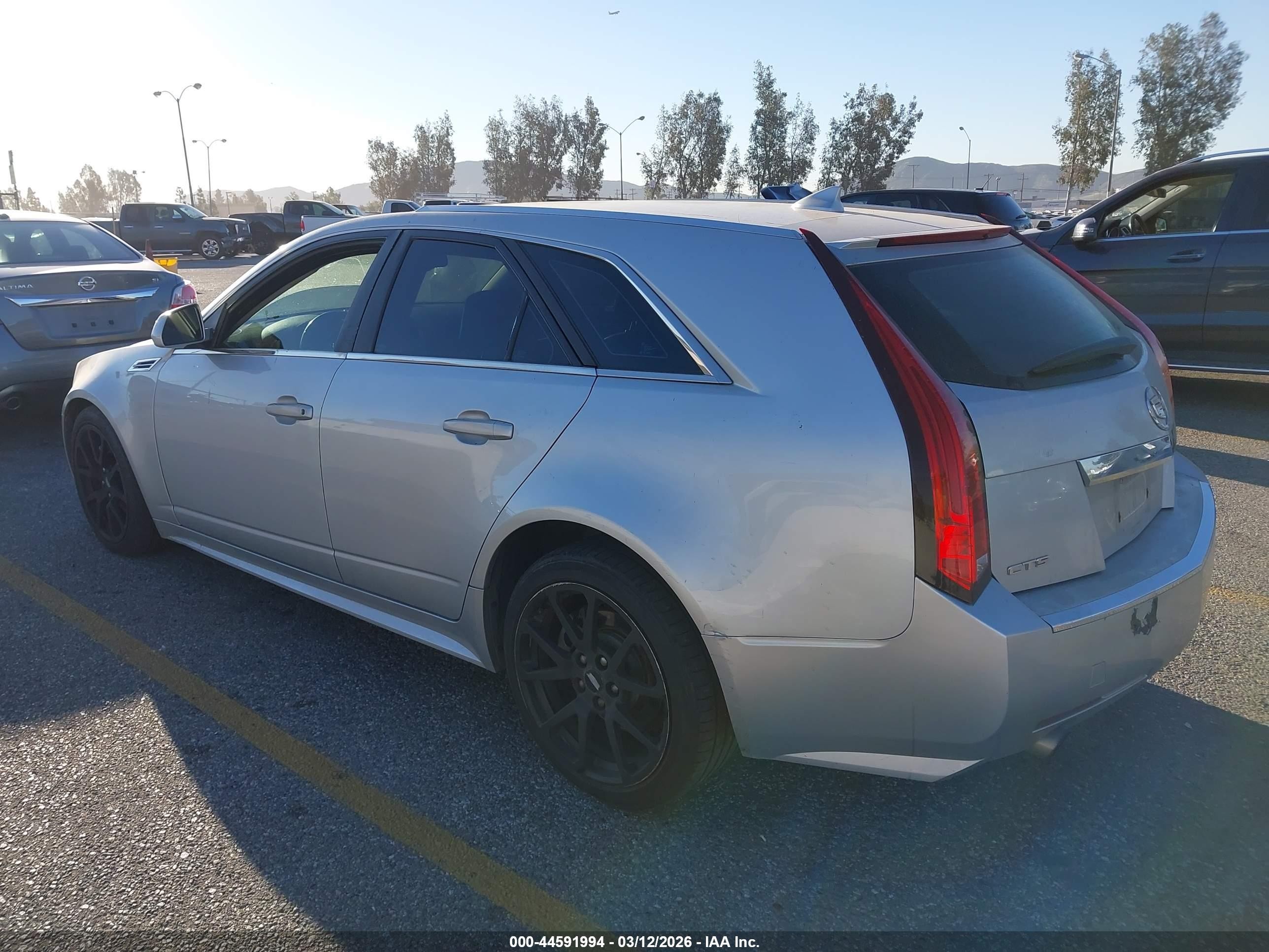 2010 Cadillac Cts Standard Серебряный vin: 1G6DC8EG0A0129146