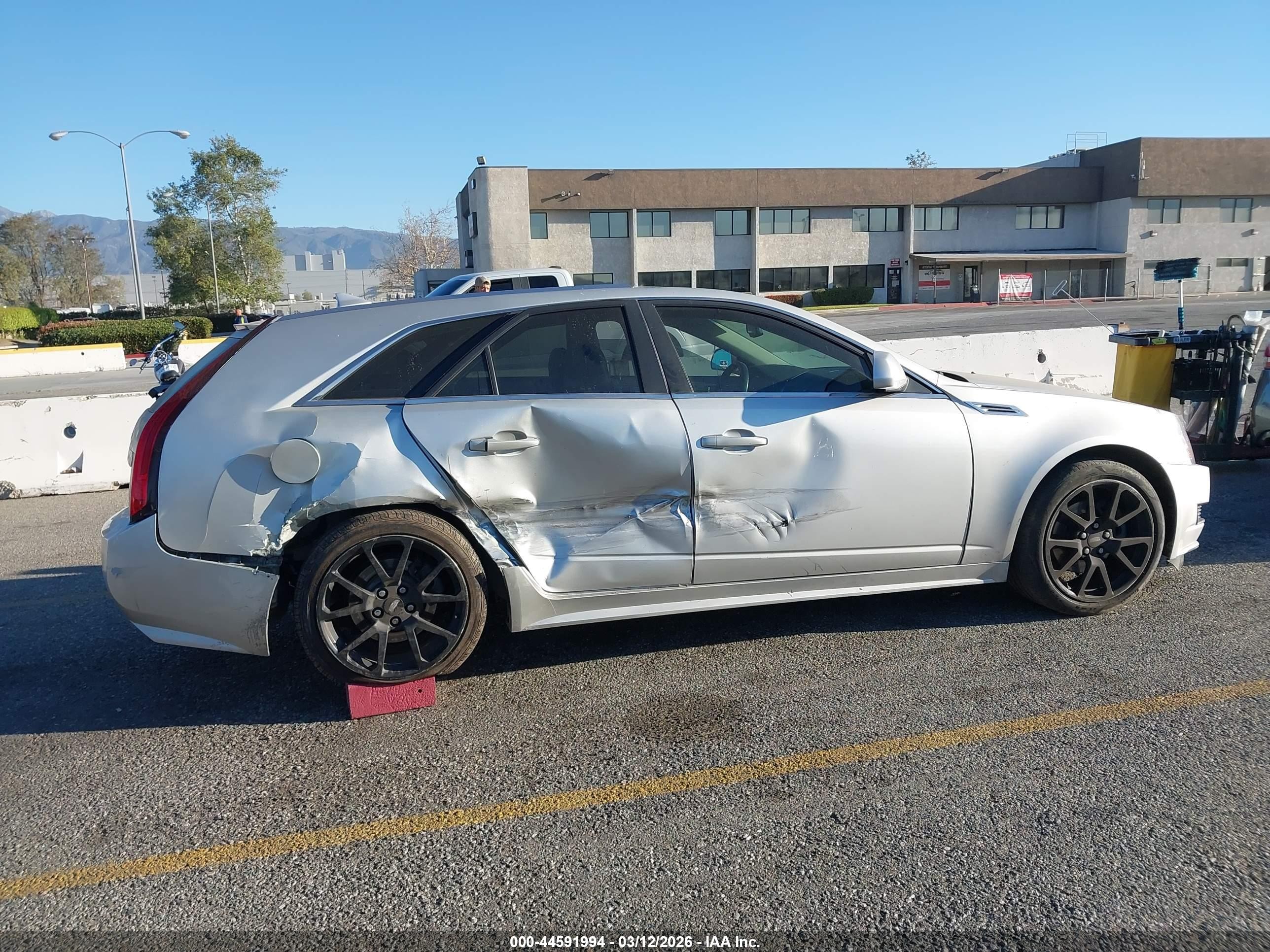 2010 Cadillac Cts Standard Серебряный vin: 1G6DC8EG0A0129146