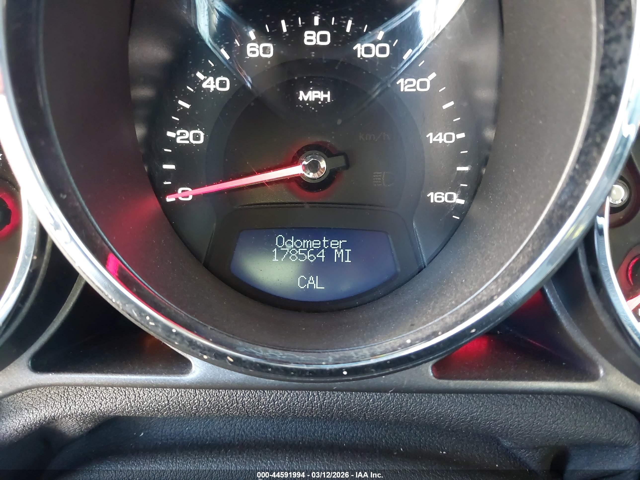 2010 Cadillac Cts Standard Серебряный vin: 1G6DC8EG0A0129146