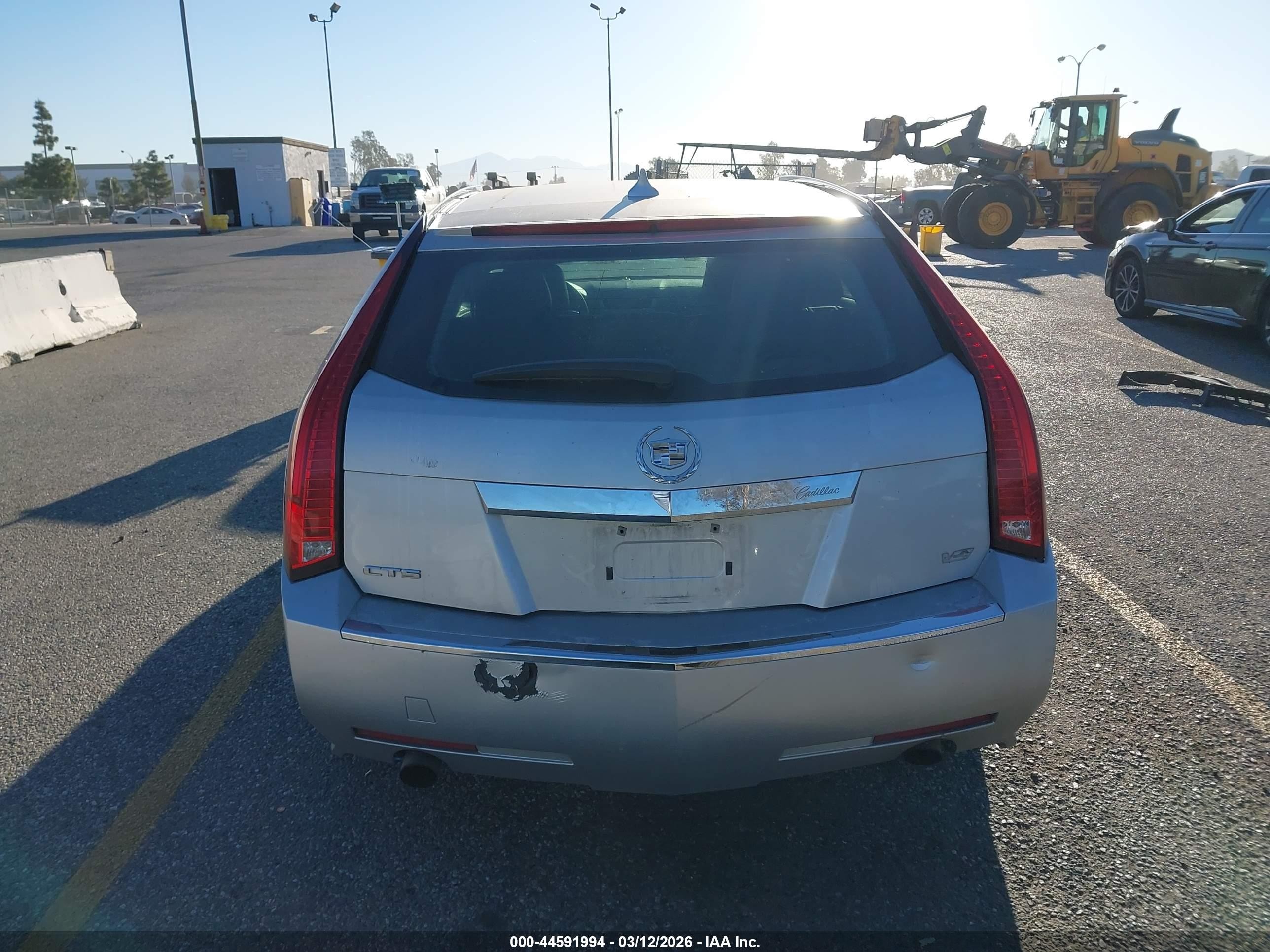 2010 Cadillac Cts Standard Серебряный vin: 1G6DC8EG0A0129146