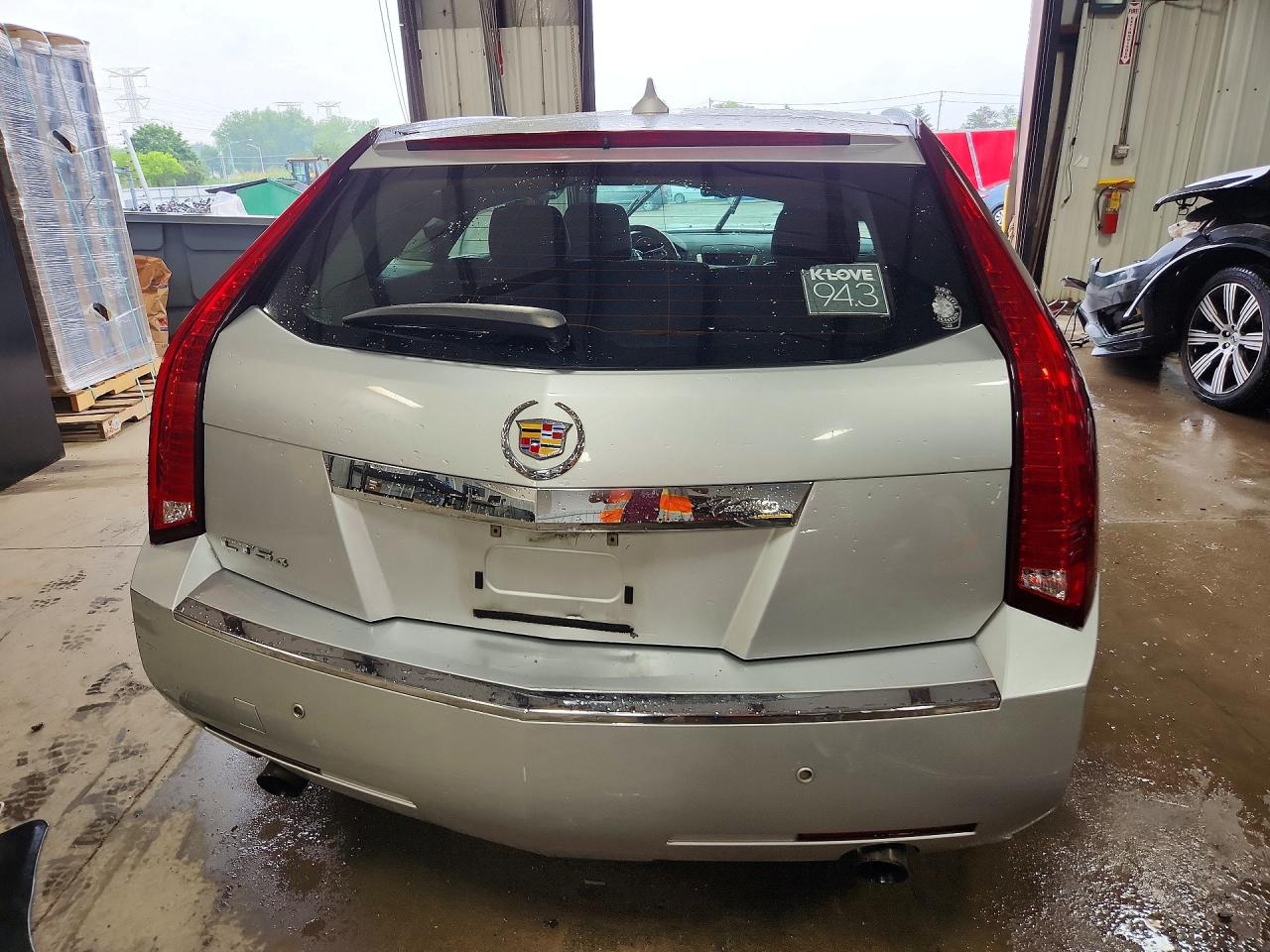 2010 Cadillac Cts Серебряный vin: 1G6DC8EG9A0116802