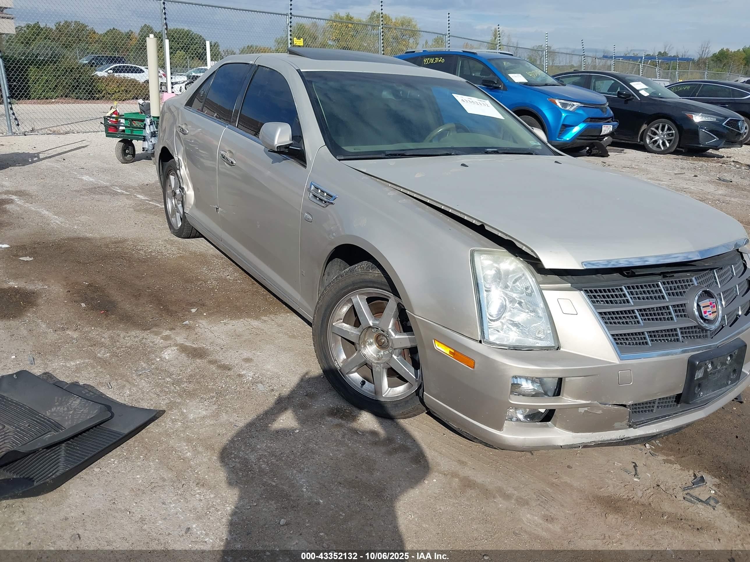 2008 Cadillac Sts V6 Gold vin: 1G6DD67V580148296