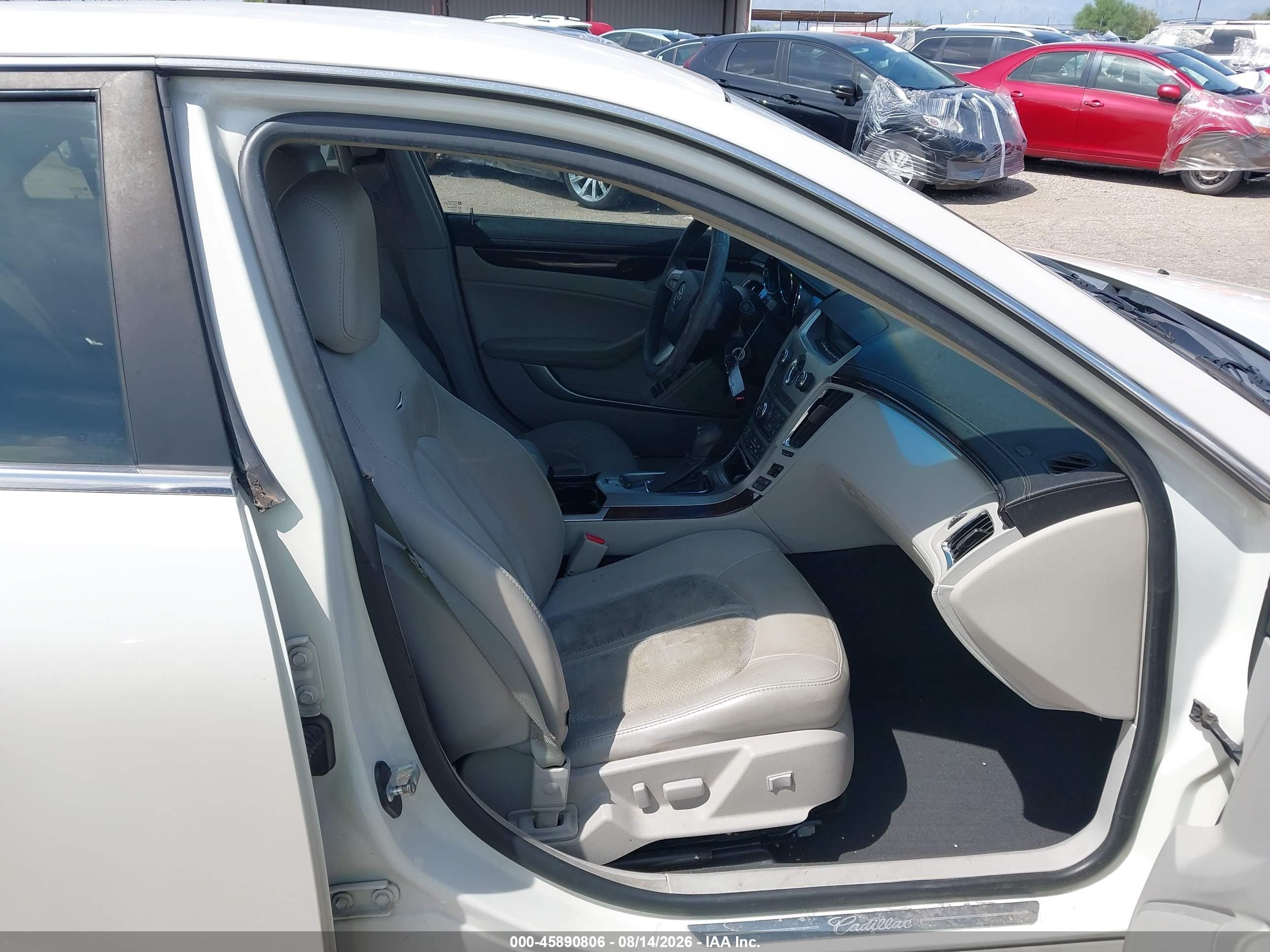 2012 Cadillac Cts Luxury Cream vin: 1G6DE5E50C0130551