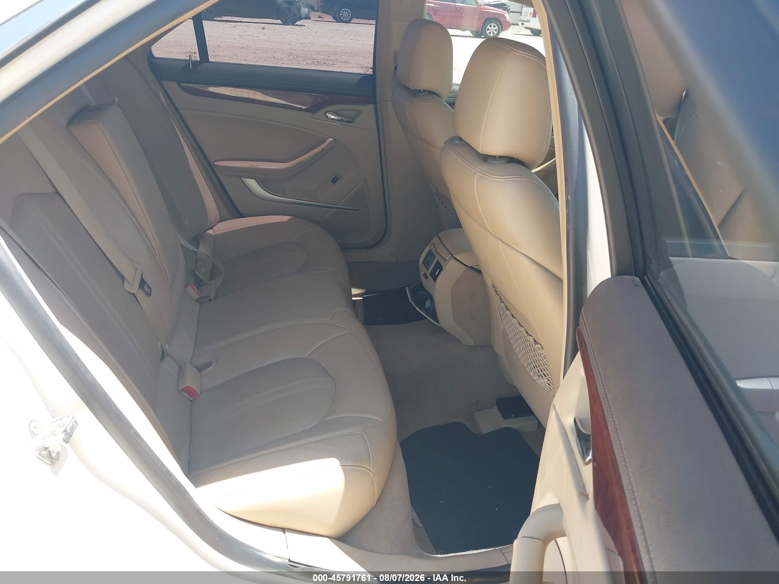 2012 Cadillac Cts Luxury Белый vin: 1G6DE5E52C0148789
