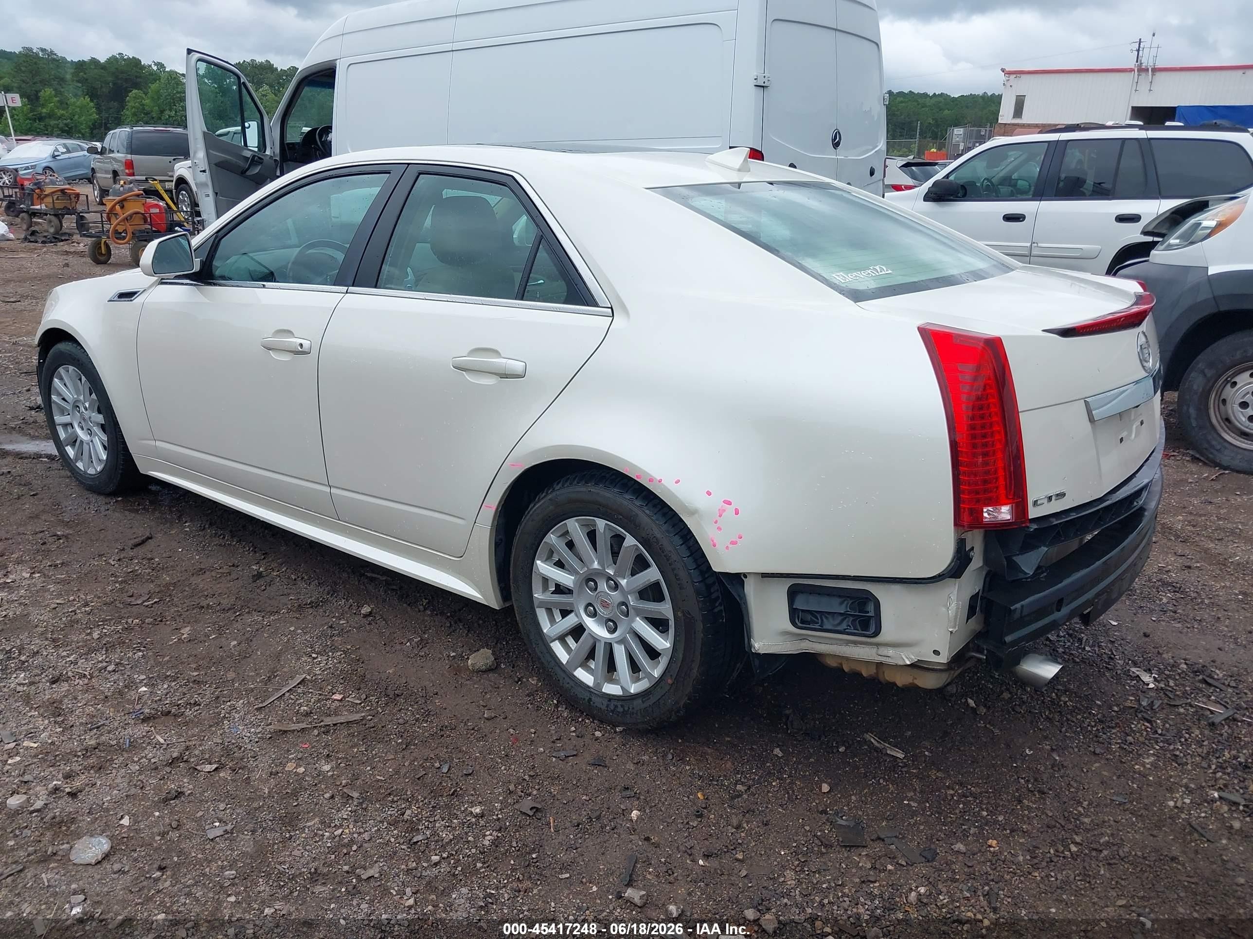 2012 Cadillac Cts Luxury White vin: 1G6DE5E53C0151703