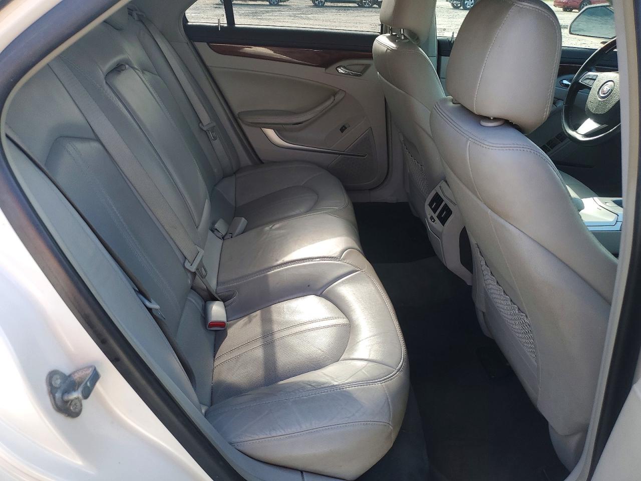 2012 Cadillac Cts Luxury Collection White vin: 1G6DE5E54C0117768
