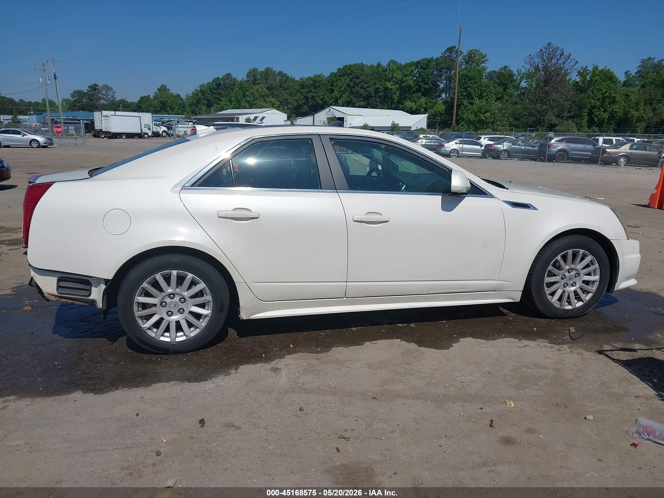2013 Cadillac Cts Luxury White vin: 1G6DE5E58D0142318