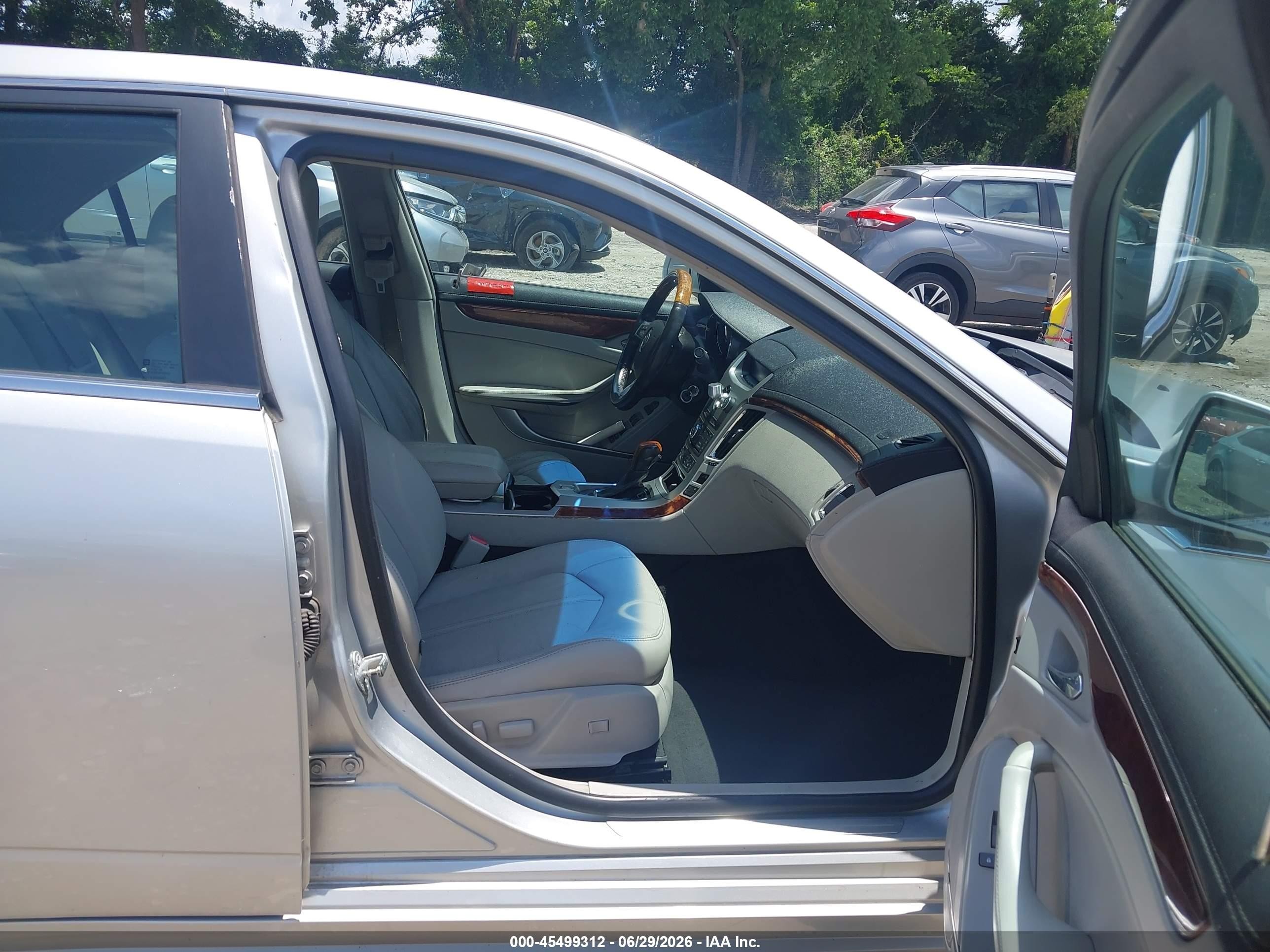 2012 Cadillac Cts Luxury Silver vin: 1G6DE5E5XC0101199